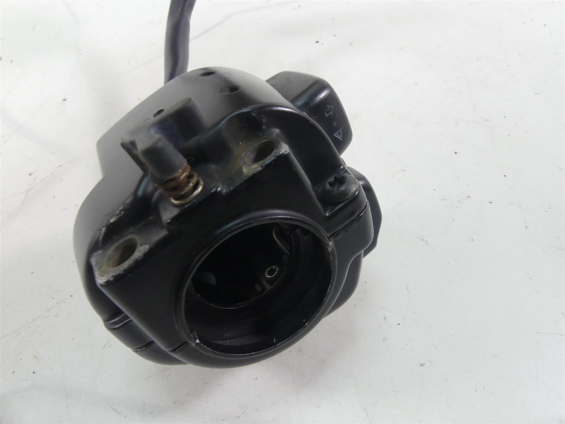 2005 Harley Softail FLSTSC Heritage Springer Right Hand Control Switch 71684-06A {{ shop.shopifyCountryName }} - Mototech271