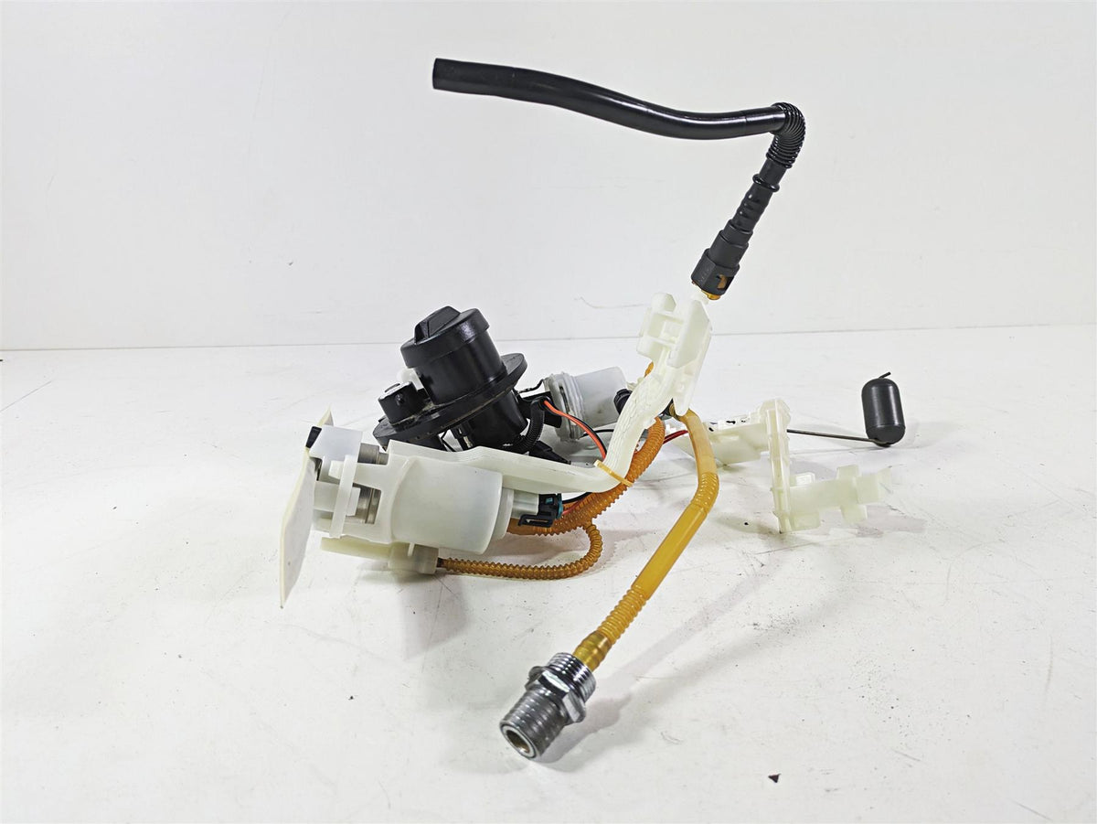 2020 Harley Touring FLHT Electra Glide Fuel Gas Petrol Pump - Tested 75069-08D {{ shop.shopifyCountryName }} - Mototech271