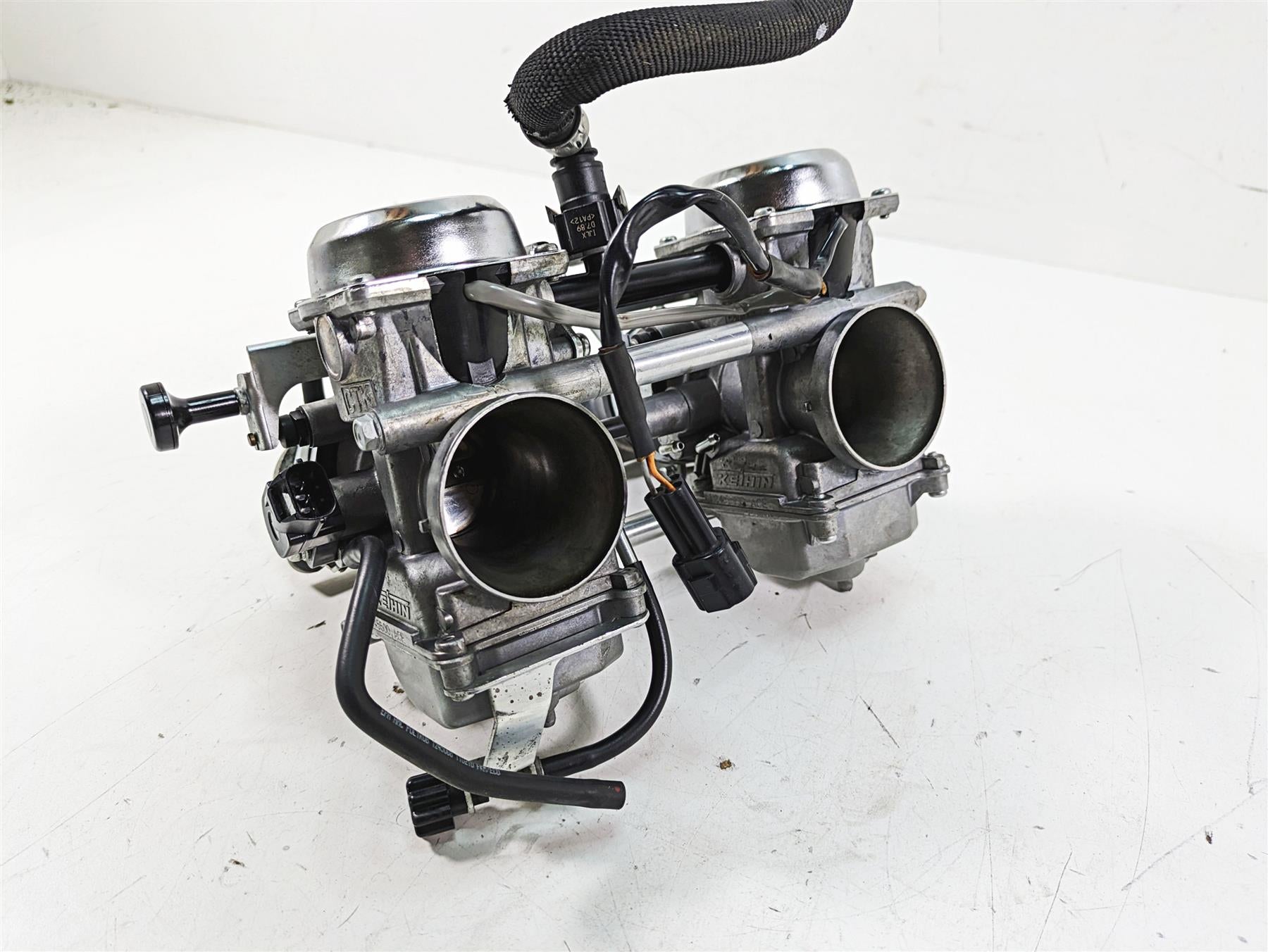 2011 Triumph America Keihin Throttle Body 36.5Mm Set T1245500 {{ shop.shopifyCountryName }} - Mototech271