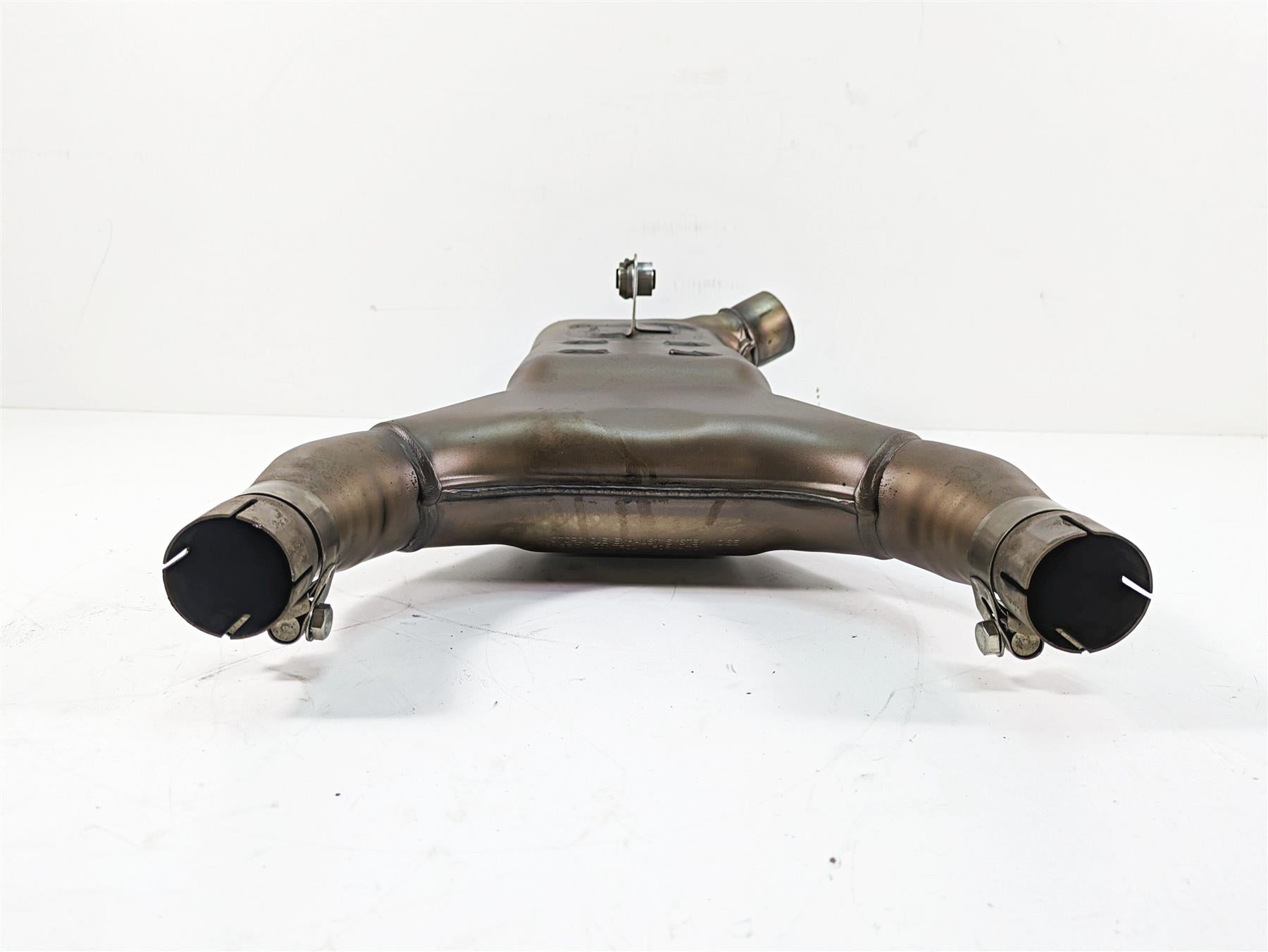 2020 Moto Guzzi V85 TT Adventure Oem Exhaust Pipe Center Chamber 