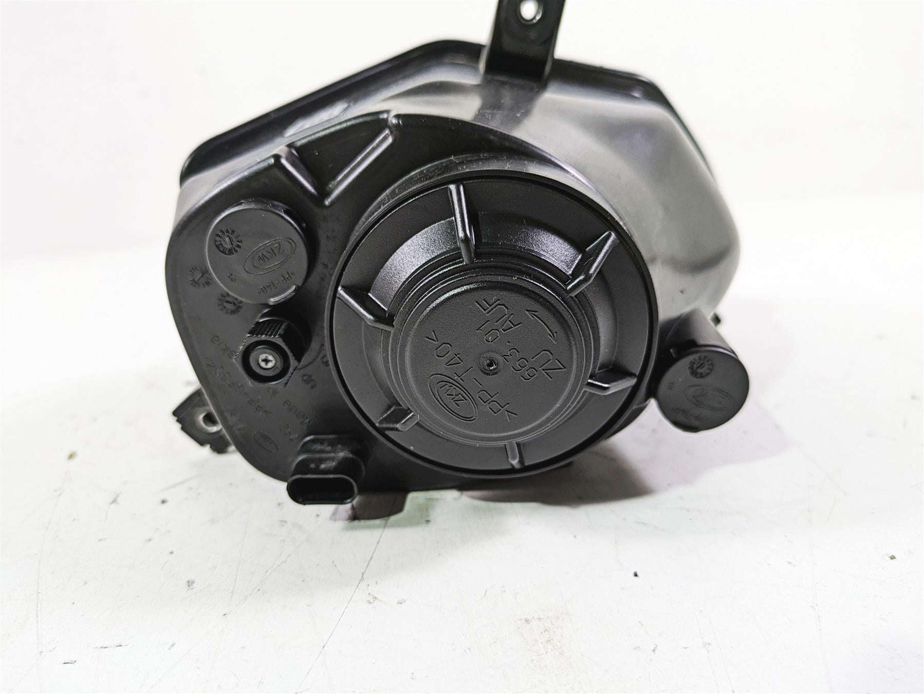 2017 BMW S1000R K47 Right Headlight Low Beam Head Lamp Lens 63128545634 {{ shop.shopifyCountryName }} - Mototech271