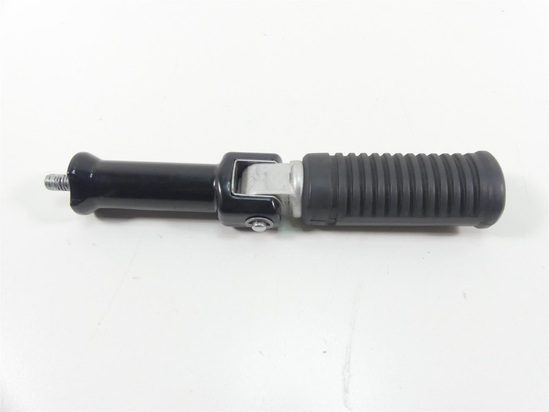 2022 Harley Softail FXBBS Street Bob Left Passenger Rear Footpeg Set 50500726 {{ shop.shopifyCountryName }} - Mototech271