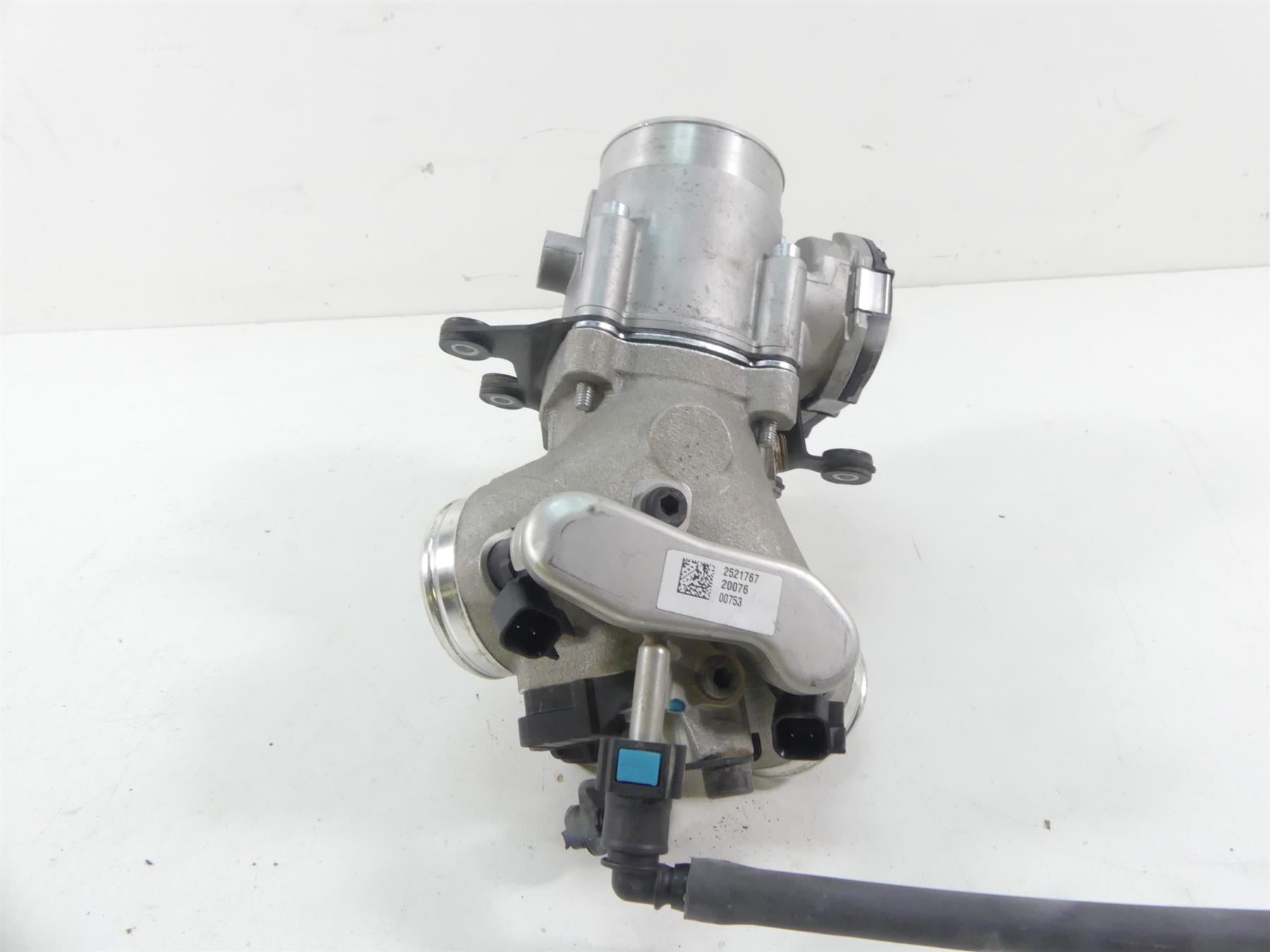 2020 Indian Roadmaster Throttle Body Fuel Injectors & Intake Manifold 1204685 {{ shop.shopifyCountryName }} - Mototech271