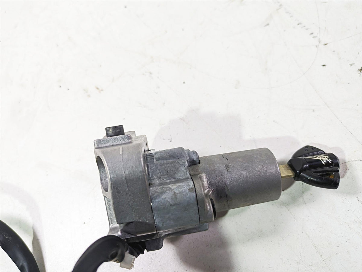 2018 Suzuki GSX1300 R Hayabusa Ignition Switch Key Lock Set - Read 37100-15850 {{ shop.shopifyCountryName }} - Mototech271