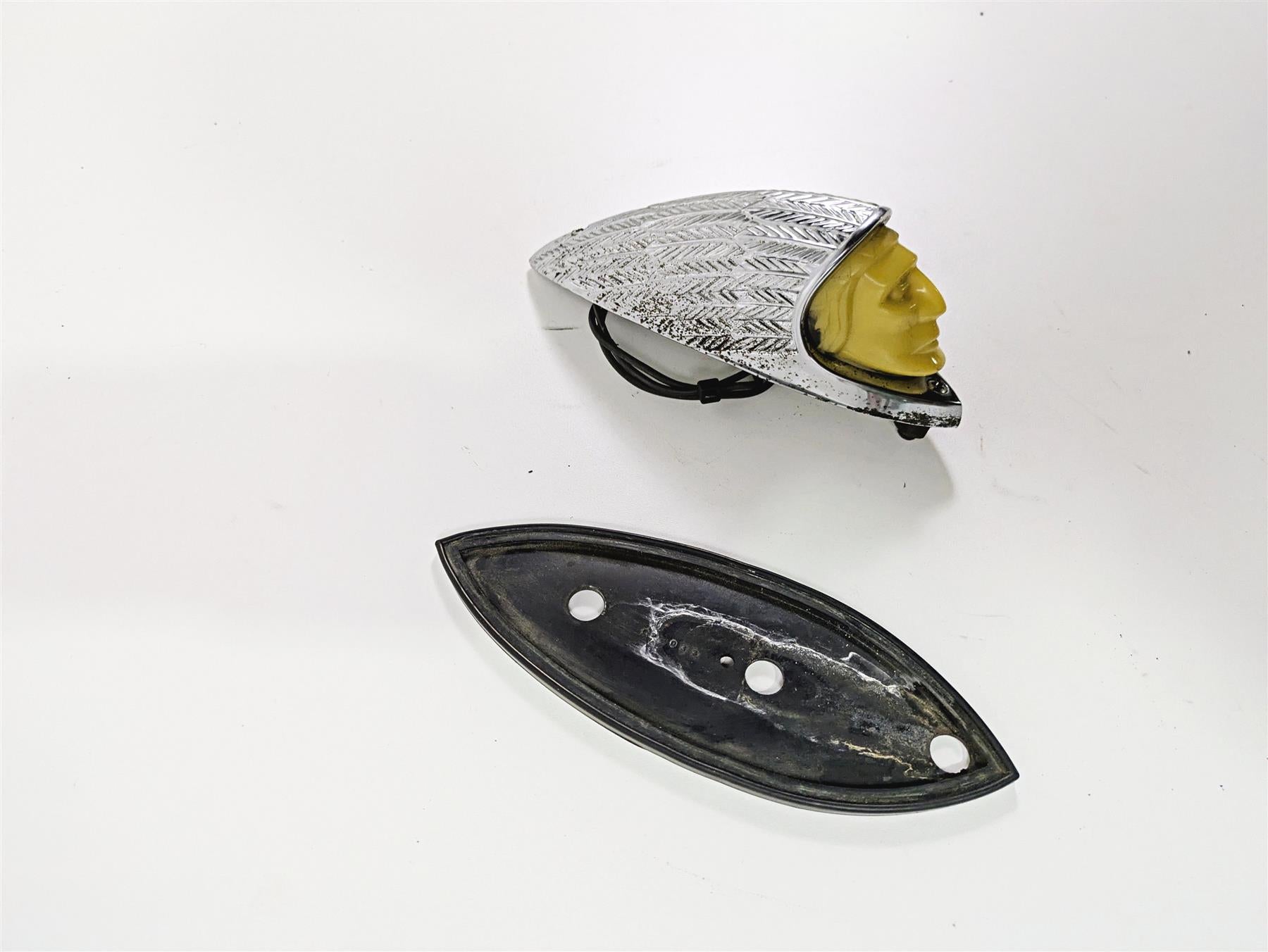2002 Indian Spirit Deluxe Front Fender Headdress Light Lamp 66-037 {{ shop.shopifyCountryName }} - Mototech271