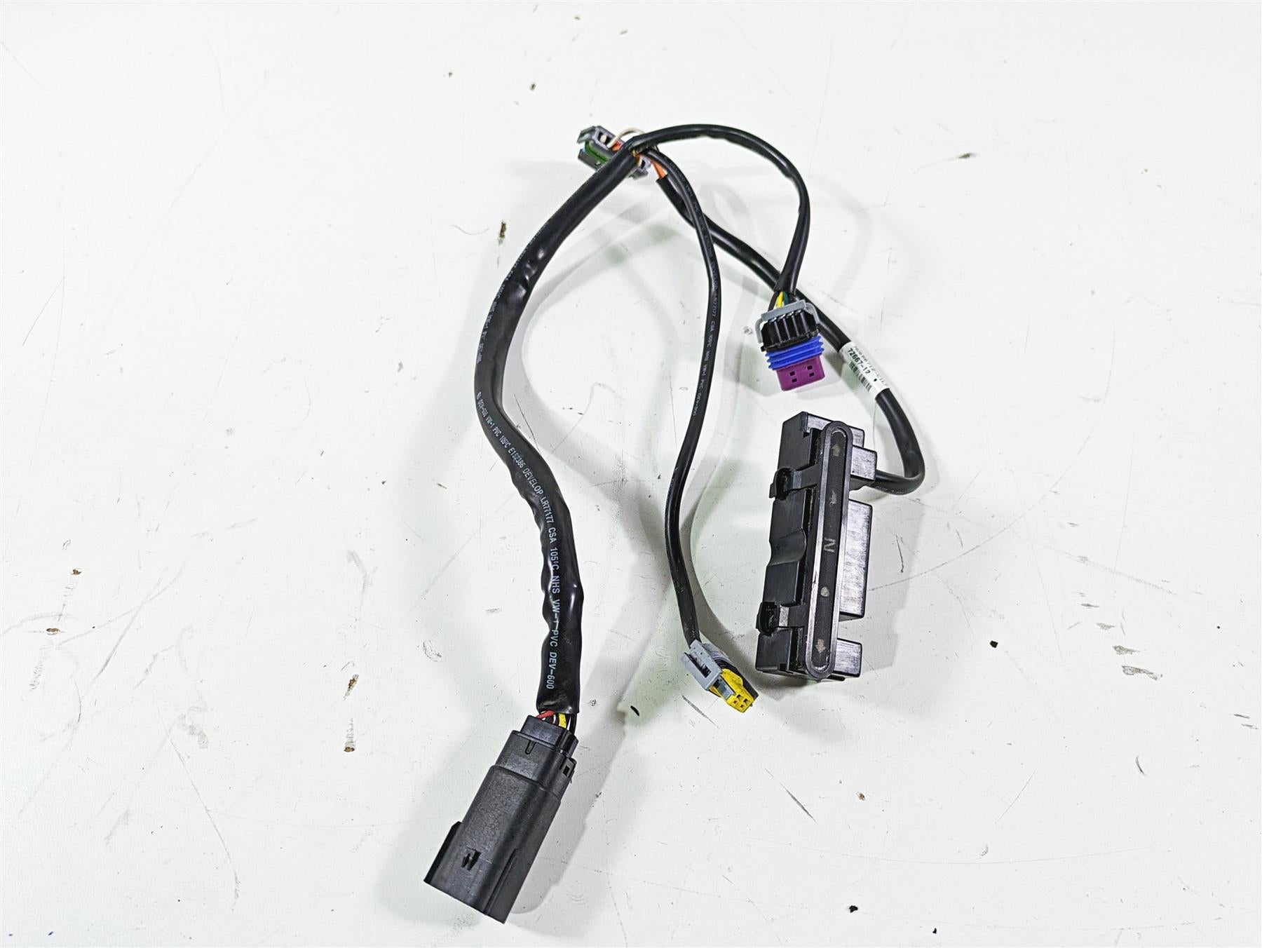 2012 Harley FLD Dyna Switchback Instrument Indicator Dash Lights 72667-12 {{ shop.shopifyCountryName }} - Mototech271