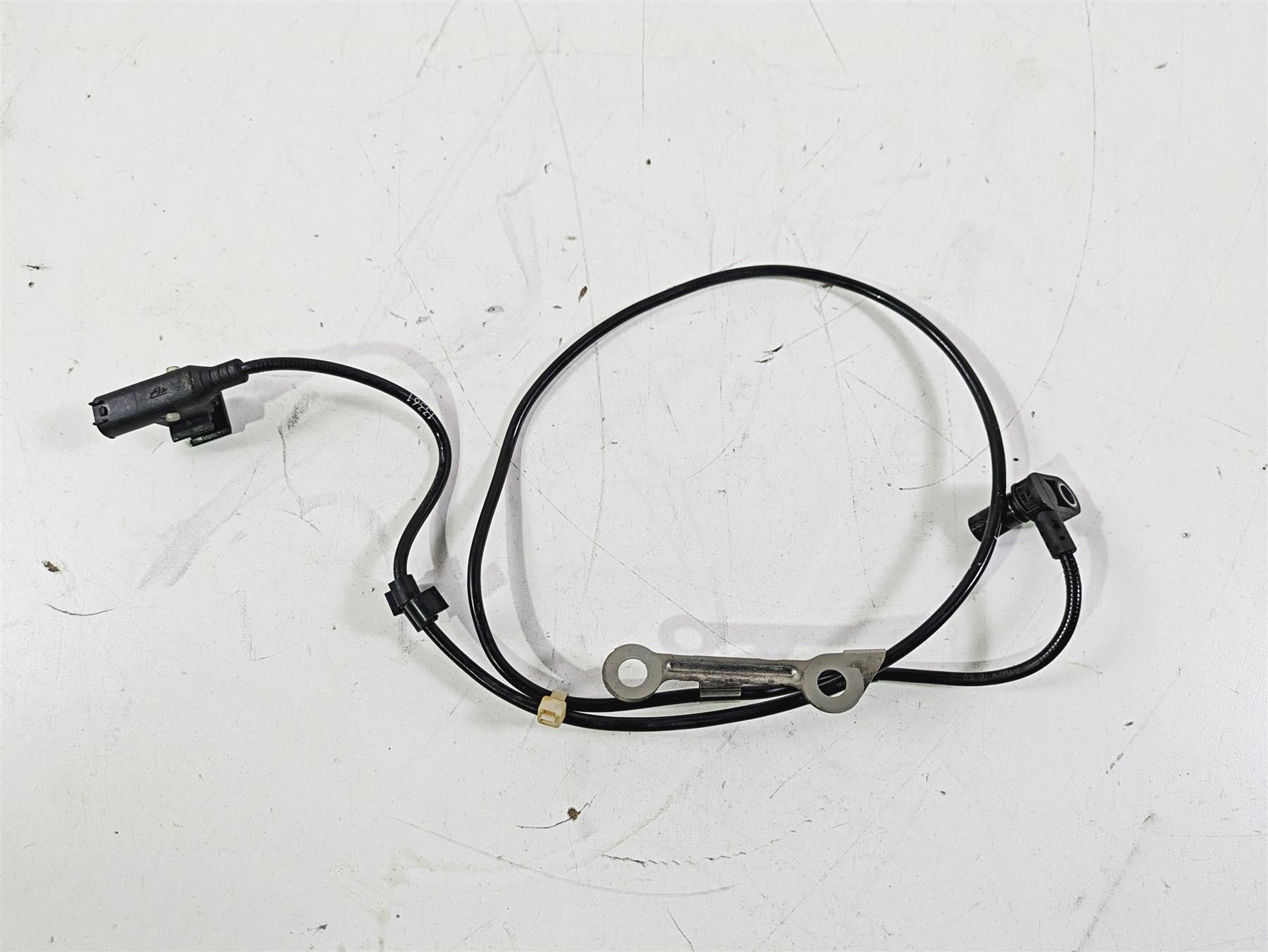 2016 BMW R1200RS K54 Rear Wheel Speed Abs Brake Sensor 34528551611 {{ shop.shopifyCountryName }} - Mototech271