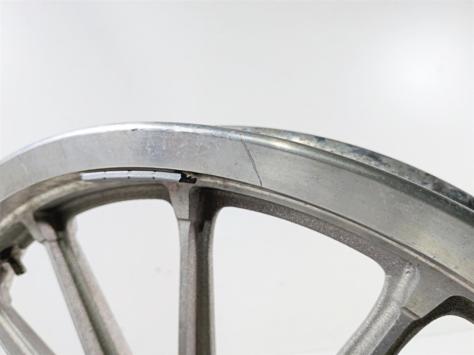 2006 Harley Sportster XL883 Low Front Wheel Rim 19x2.15 13 Spoke 43499-00A {{ shop.shopifyCountryName }} - Mototech271