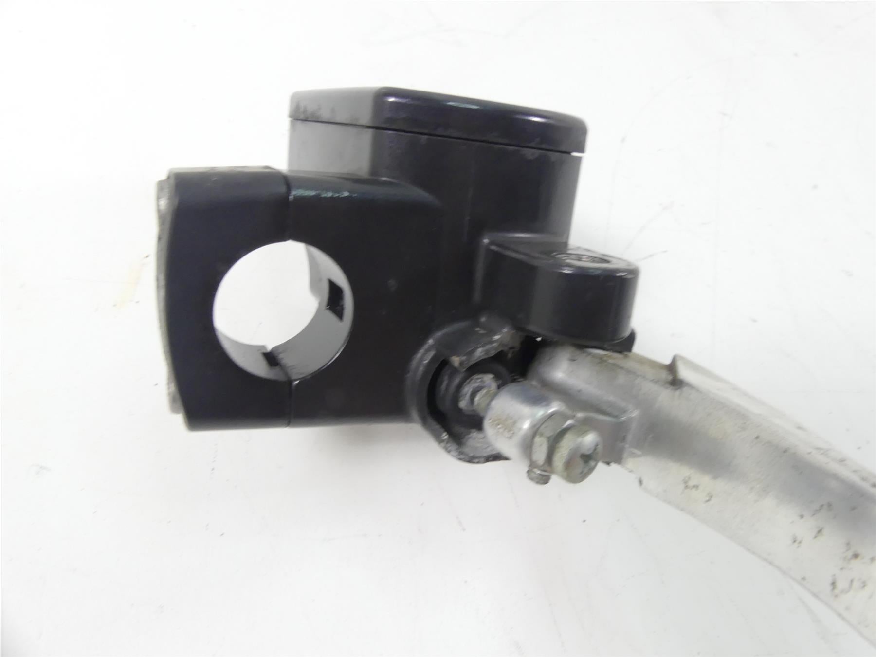 2007 Yamaha XVS1300 V-Star Front Brake Master Cylinder 14mm 3D8-25870-01-00 {{ shop.shopifyCountryName }} - Mototech271