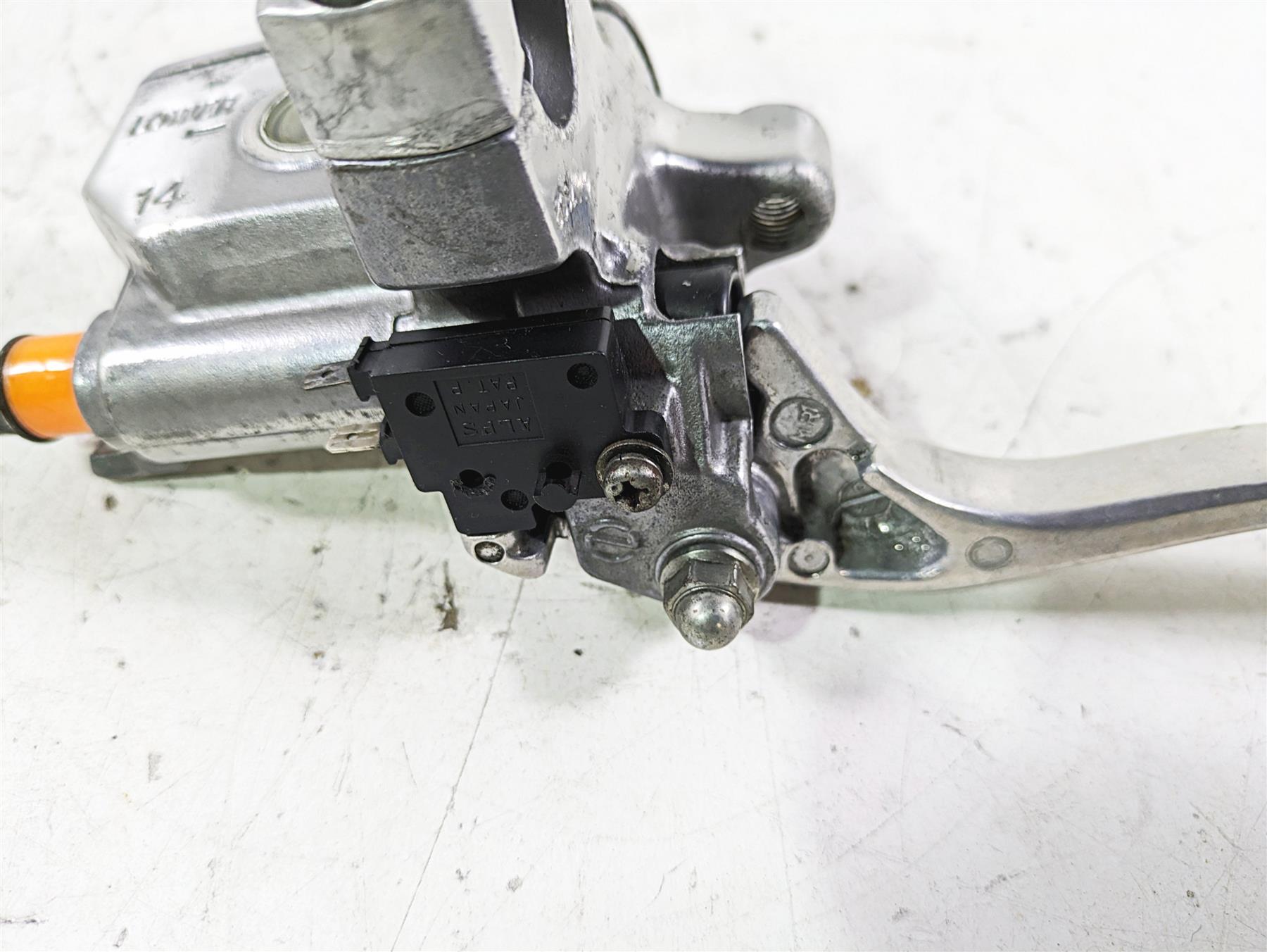 1998 Honda GL1500 Valkyrie Tour Front Brake Master Cylinder 45510-MZ0-A41 {{ shop.shopifyCountryName }} - Mototech271