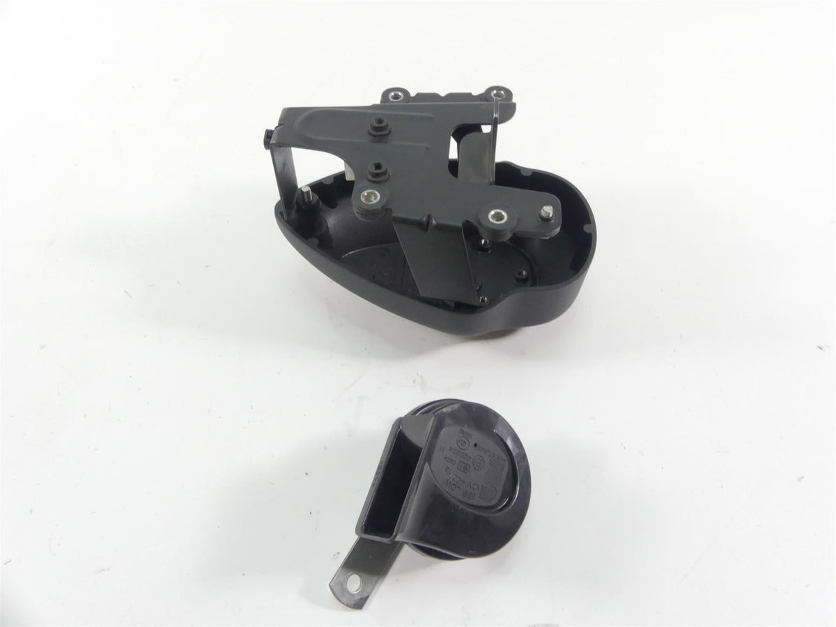 2016 Indian Chief Dark Horse Horn & Black Cover Fairing Cowl 5632900 {{ shop.shopifyCountryName }} - Mototech271
