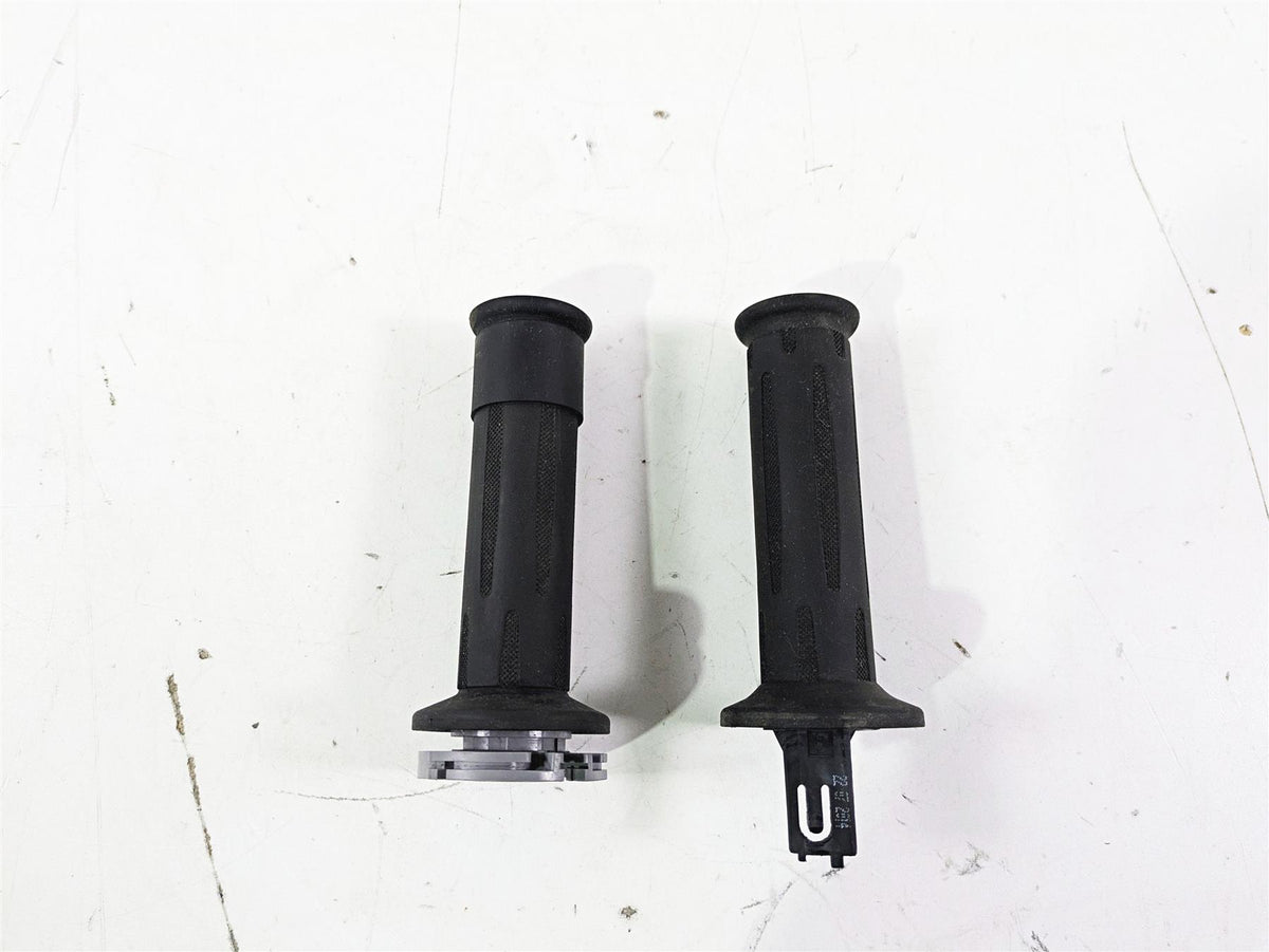 2015 BMW R nineT K21 Left Right Hand Grip Set 61317721849 61317714236 {{ shop.shopifyCountryName }} - Mototech271
