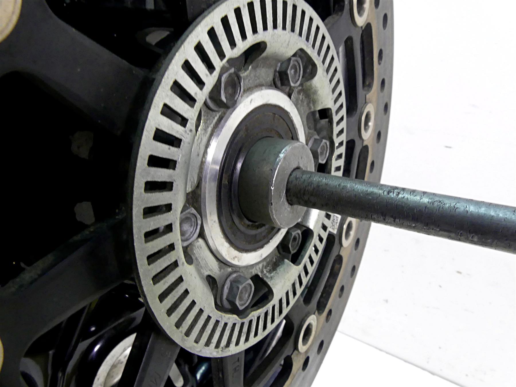 2019 Indian Chieftain Classic Straight 16x5 Rear Wheel Rim 1522506 {{ shop.shopifyCountryName }} - Mototech271