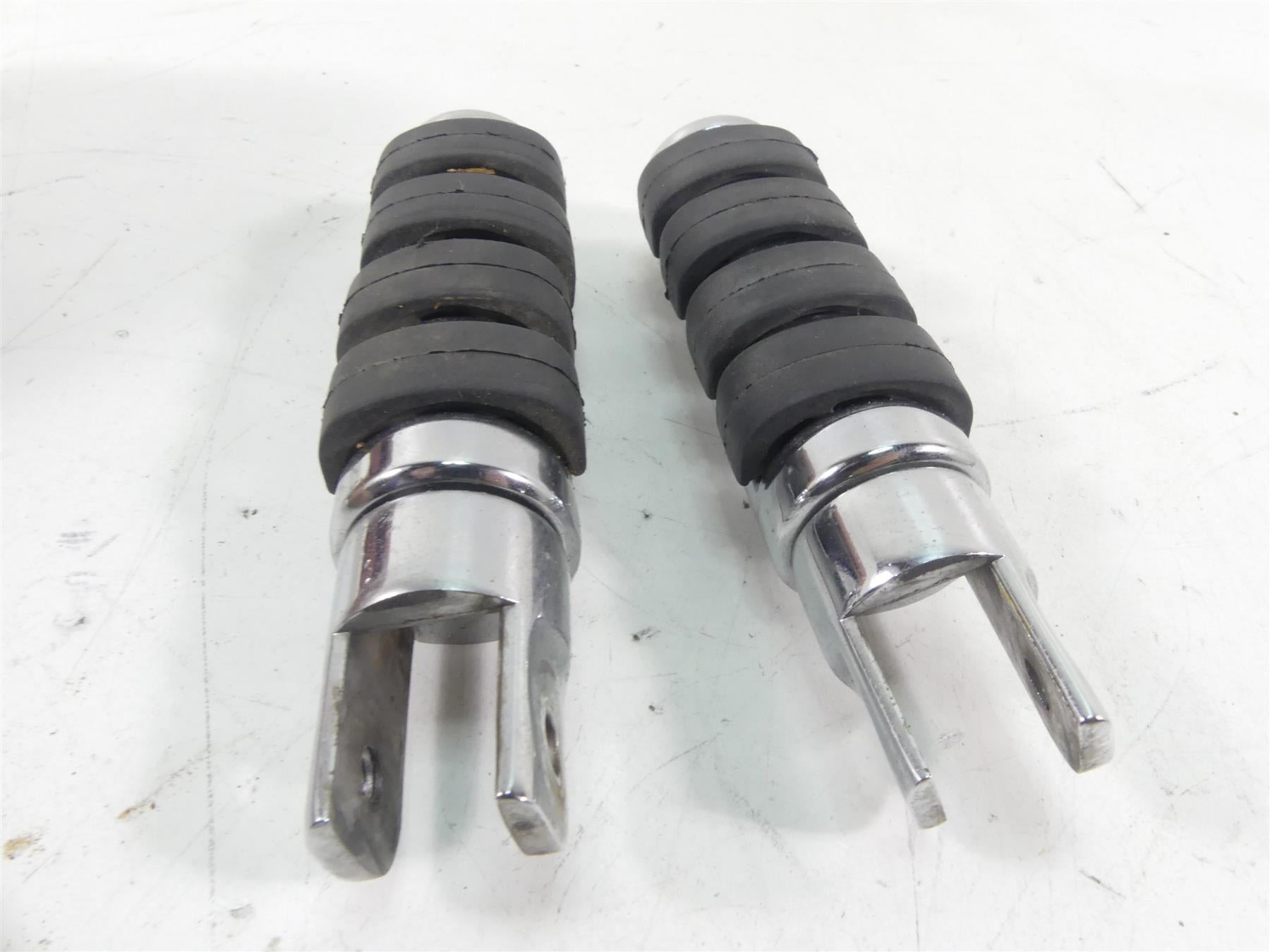 2001 Yamaha XV1600 Road Star Aftermarket Highway Foot Peg Footpeg Set {{ shop.shopifyCountryName }} - Mototech271