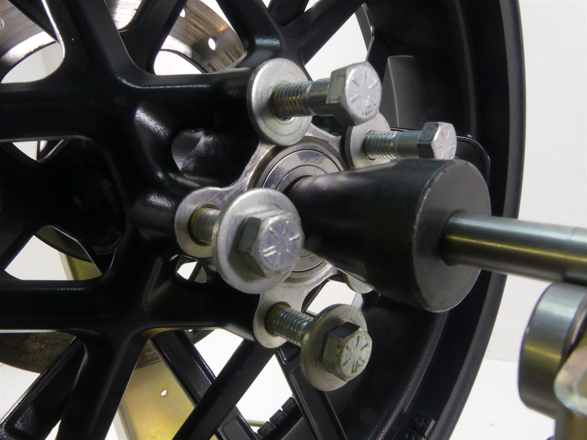 2020 Harley XL1200 CX Sportster Roadster Rear Strght 18x4.25 Wheel Rim 40900399 {{ shop.shopifyCountryName }} - Mototech271
