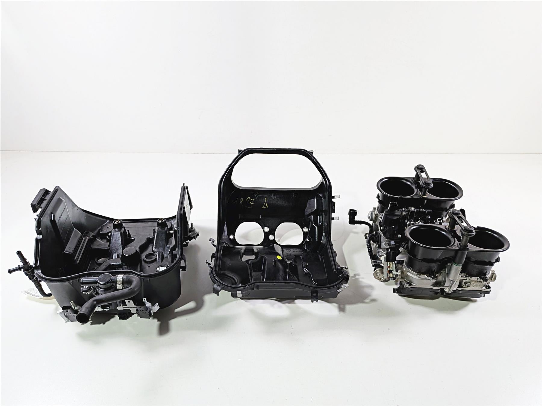 2022 Ducati Panigale V4 S V4S Throttle Body Air Box Assembly -Read 28221213B-Mototech271