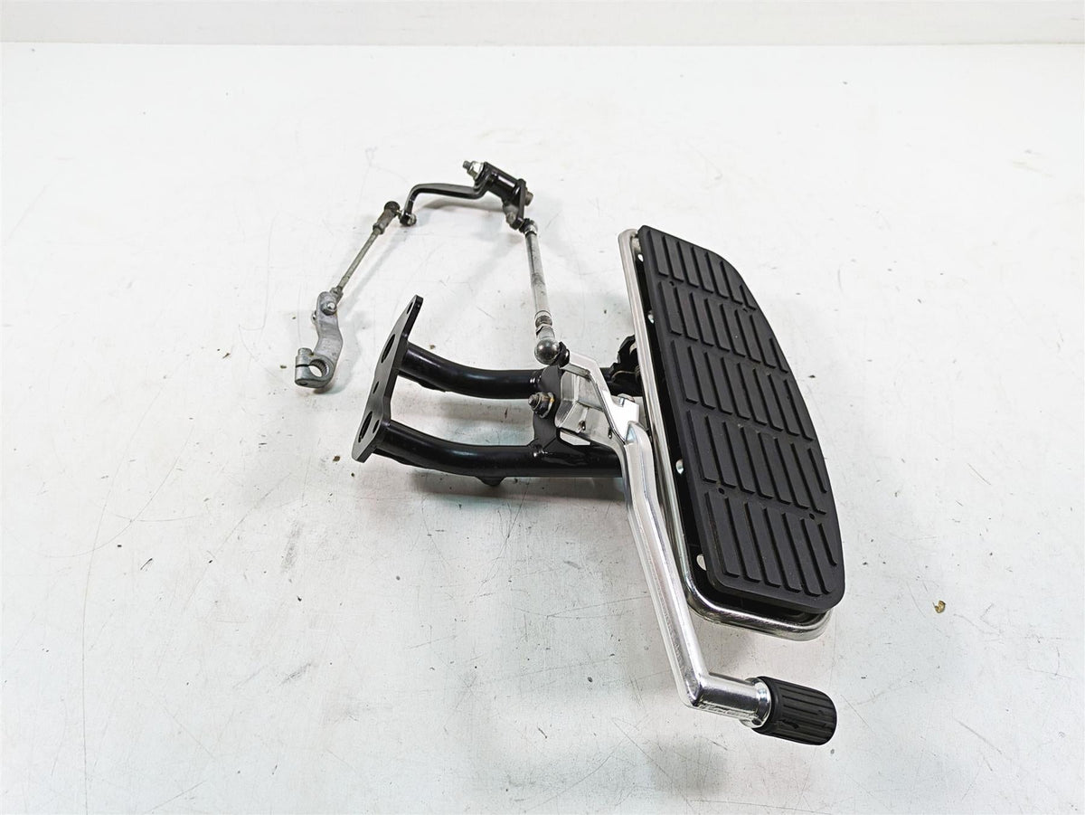 2014 Moto Guzzi California 1400 T Left Front Floorboard & Shifter Lever 887303 {{ shop.shopifyCountryName }} - Mototech271