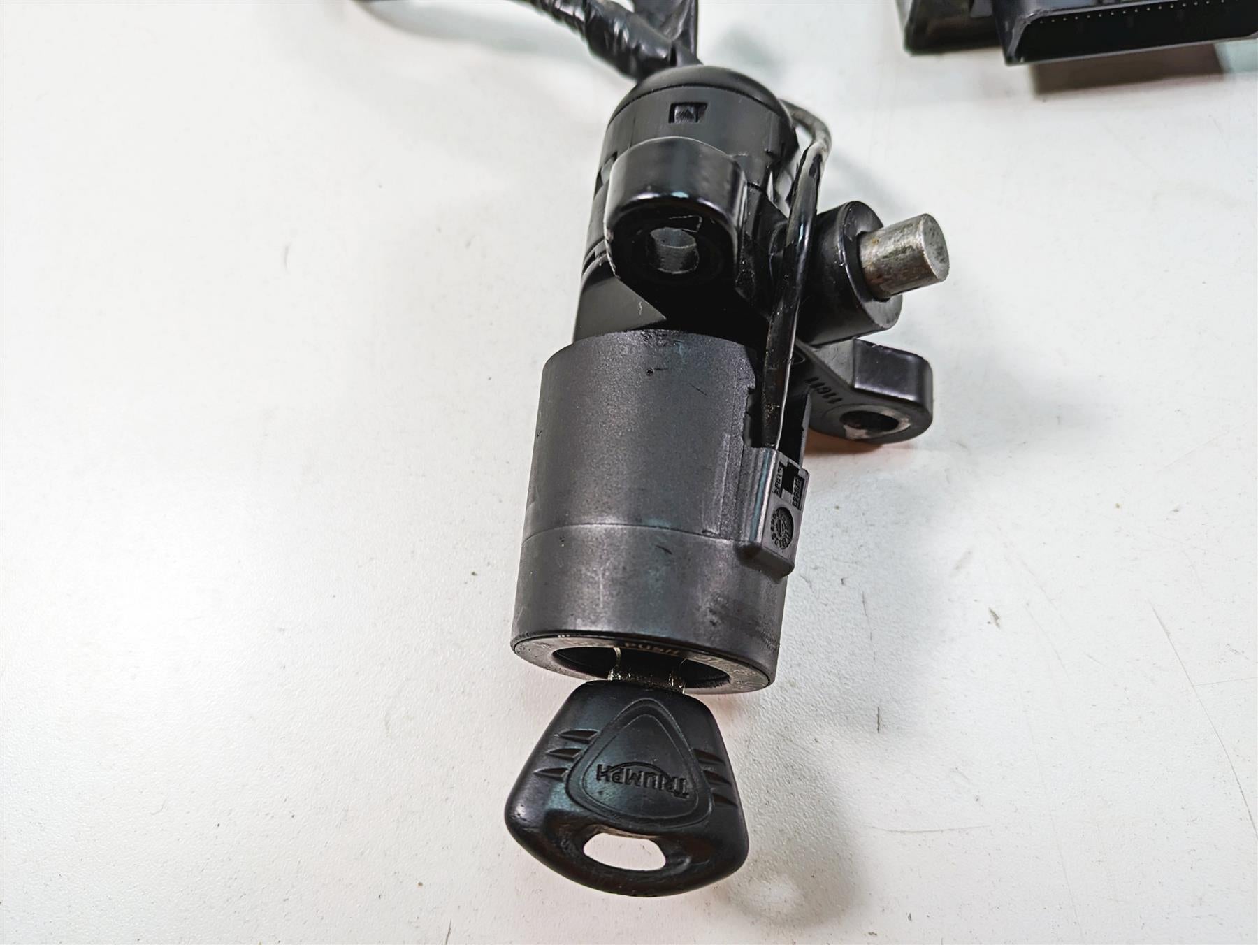 2012 Triumph Tiger 800XC ABS Cdi Ecu Ecm Ignition Switch Key Lock Set T1290187 {{ shop.shopifyCountryName }} - Mototech271