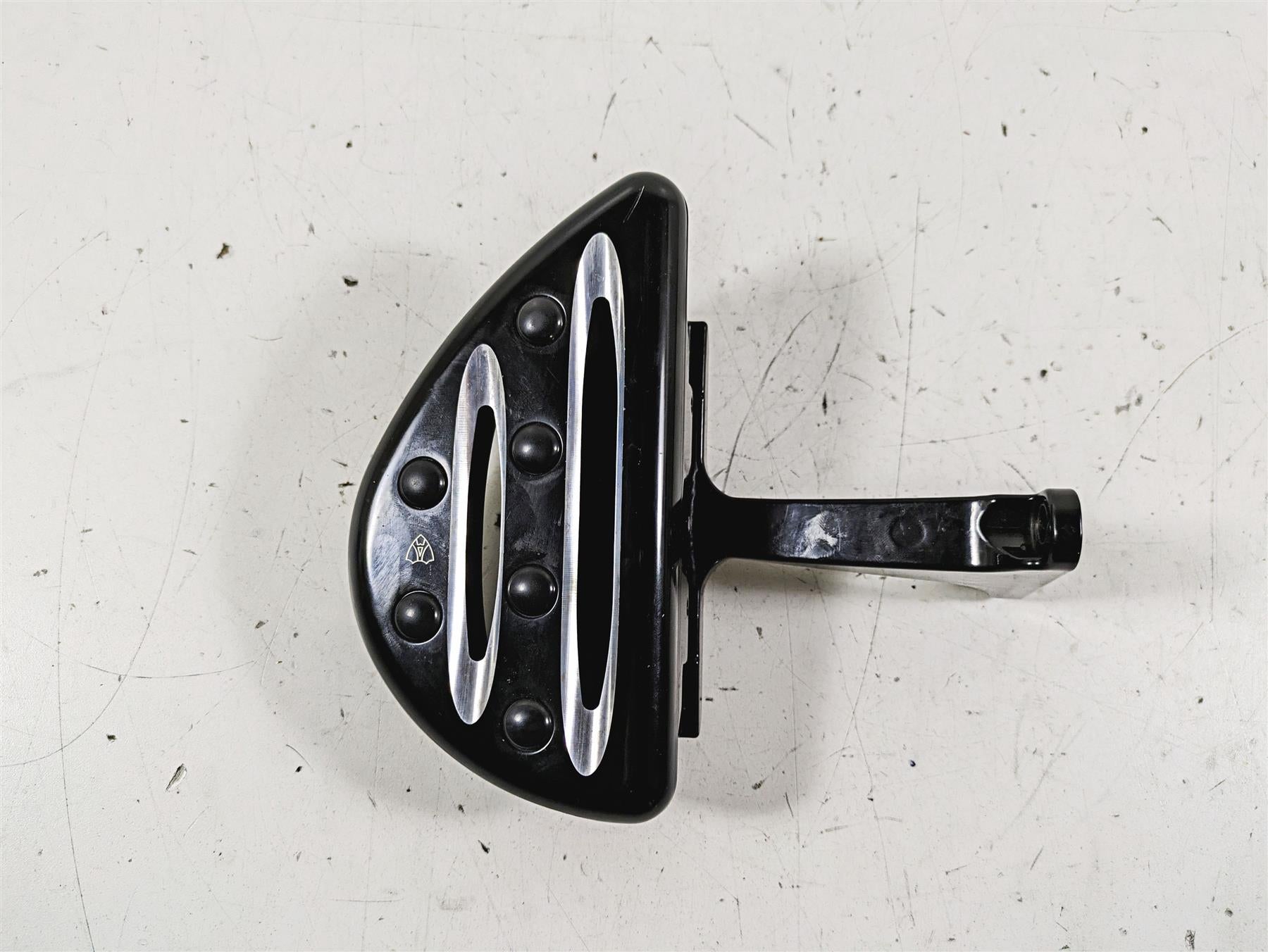 2015 Harley Touring FLHXS Street Glide Arlen Ness Right Rear Floorboard 06-834 {{ shop.shopifyCountryName }} - Mototech271