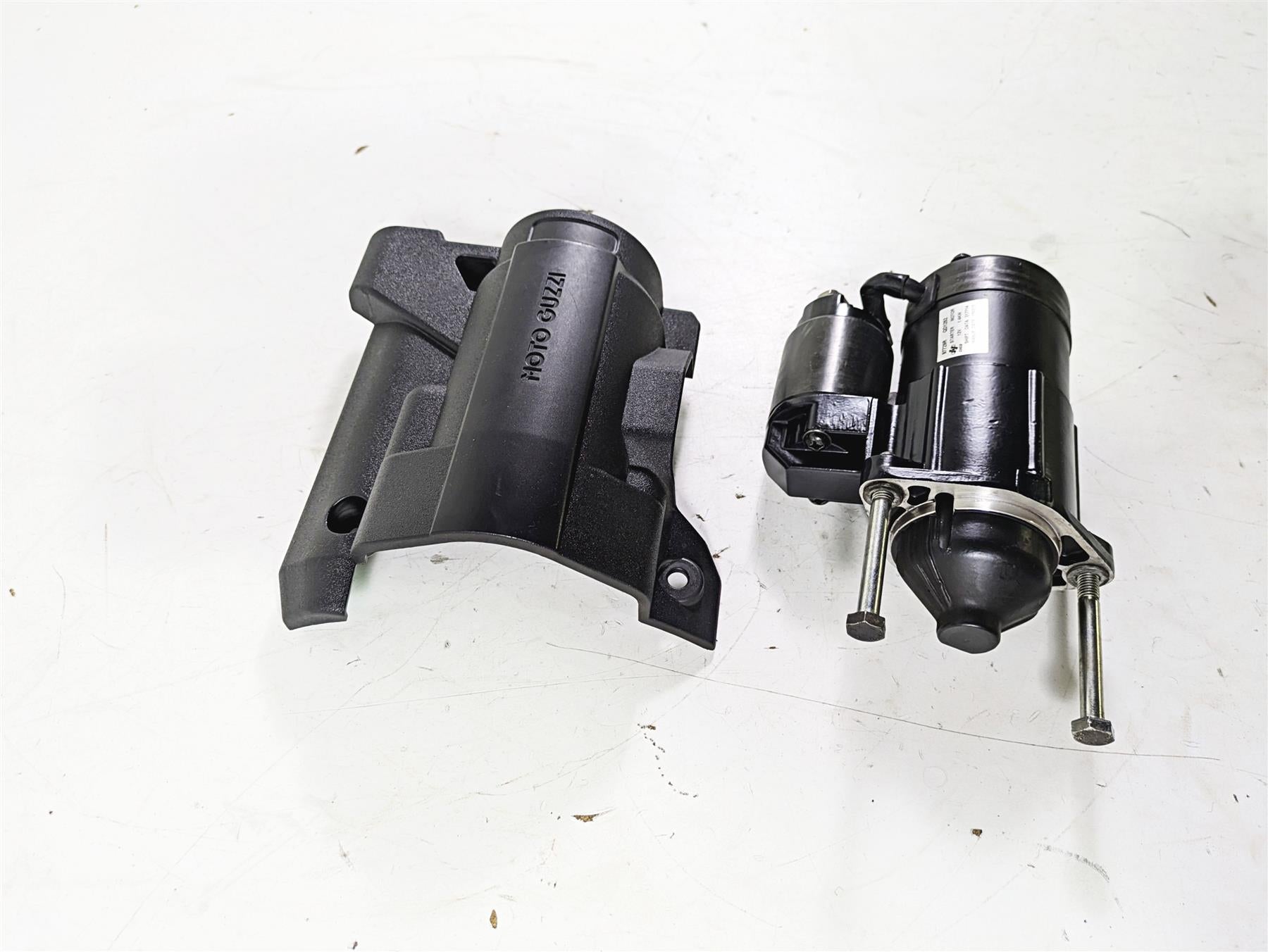 2016 Moto Guzzi Stelvio 1200 8V NTX Engine Starter Motor & Cover GU05730730 {{ shop.shopifyCountryName }} - Mototech271