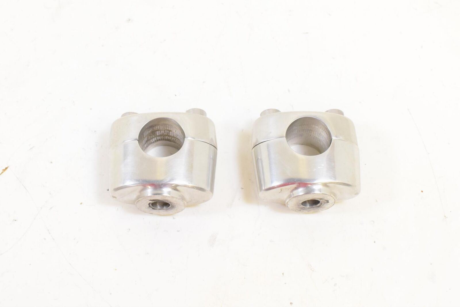 2015 Triumph Rocket III 3 Touring ABS Handlebar Handle Bar Risers SET T2046714 {{ shop.shopifyCountryName }} - Mototech271