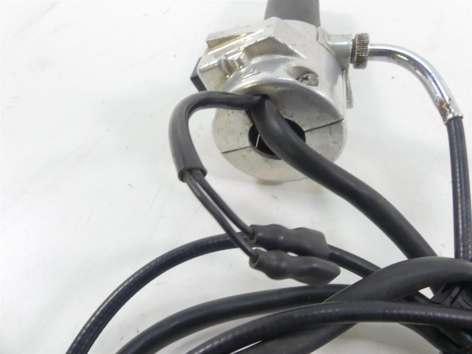2007 Honda VT1100 C Shadow Spirit Right Control Switch & Throttle 35013-MAH-A02 {{ shop.shopifyCountryName }} - Mototech271