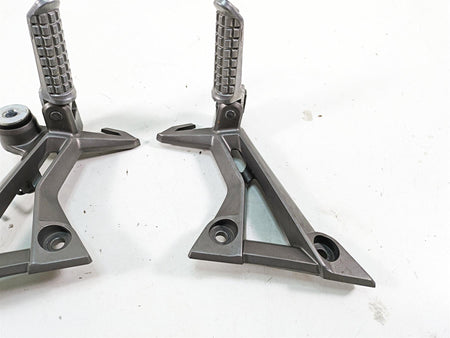 2016 Kawasaki Ninja EX300 Rear Passenger Footpeg Foot Pegs 35063-1271 35063-1272 {{ shop.shopifyCountryName }} - Mototech271