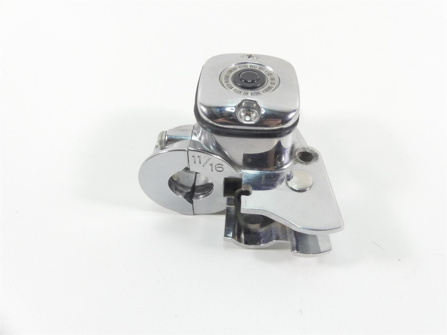 2009 Harley Dyna FXDF SE CVO Fat Bob Front Brake Master Cylinder 11/16 42057-09A {{ shop.shopifyCountryName }} - Mototech271