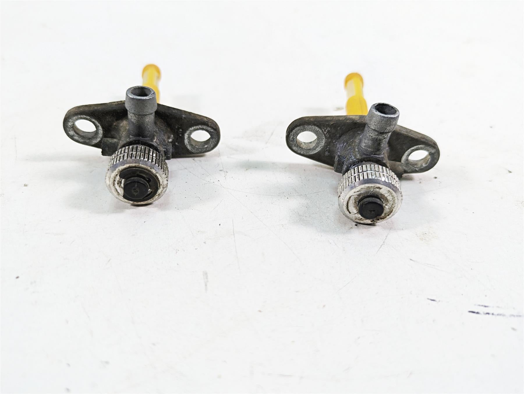 2018 KTM 1090 Adventure R Fuel Gas Petrol Tank Petcock Set 58507003200 {{ shop.shopifyCountryName }} - Mototech271
