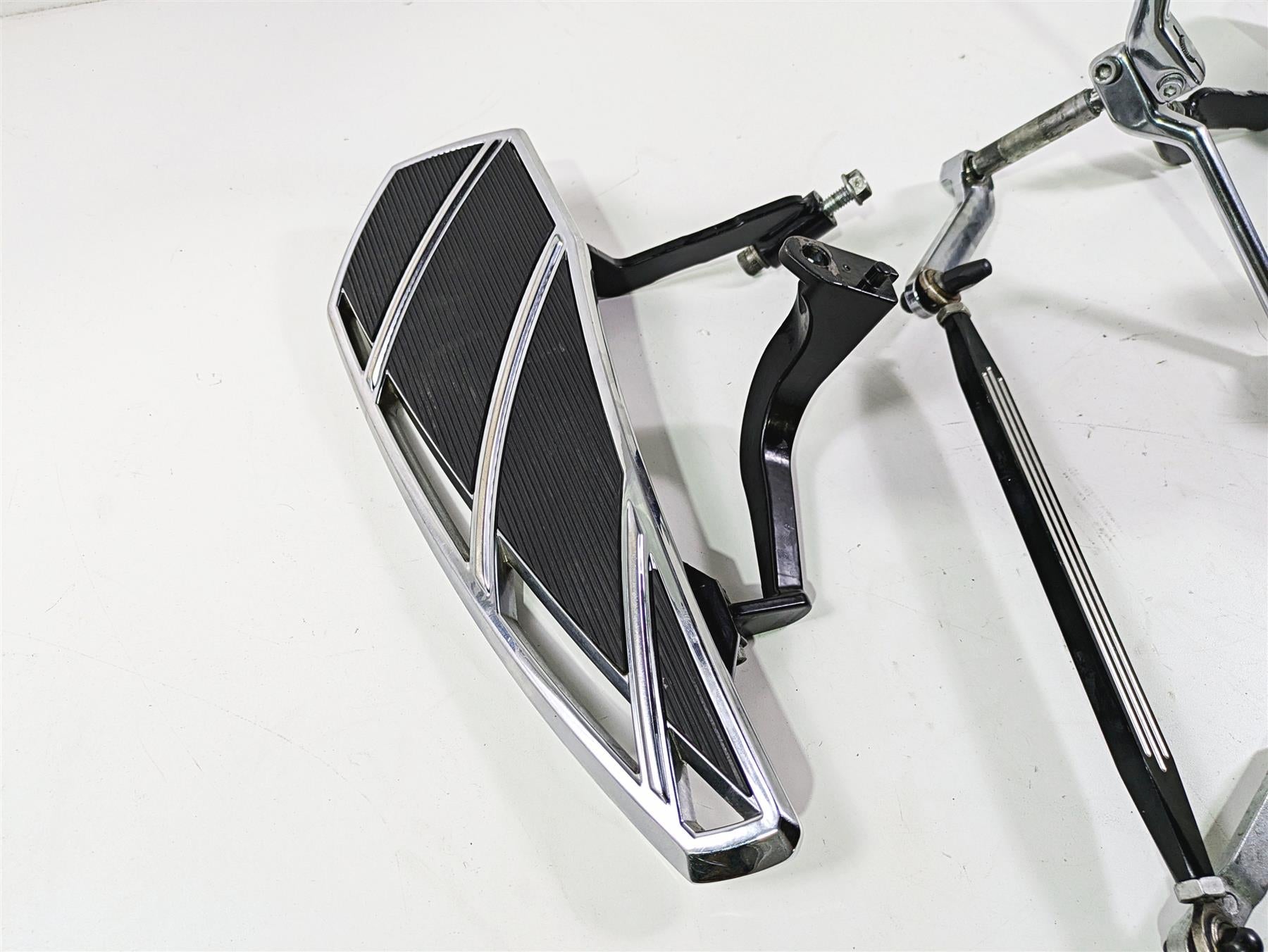 2010 Harley Touring FLHX Street Glide Kuryakyn Phanotm Floor Board Set 5792 {{ shop.shopifyCountryName }} - Mototech271