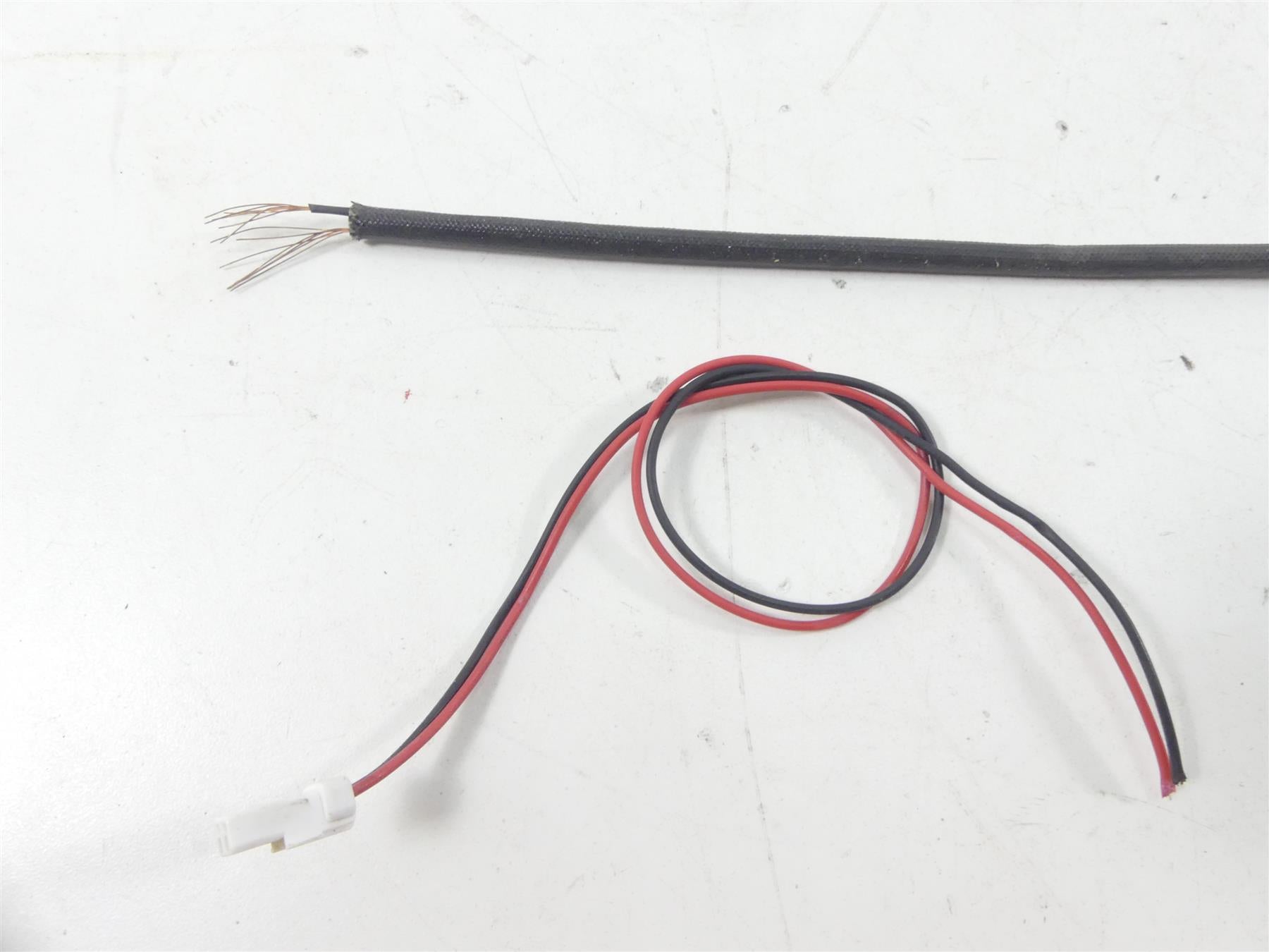 2016 Indian Chief Dark Horse Front Left Turn Signal Blinker & Mount 2412298 {{ shop.shopifyCountryName }} - Mototech271