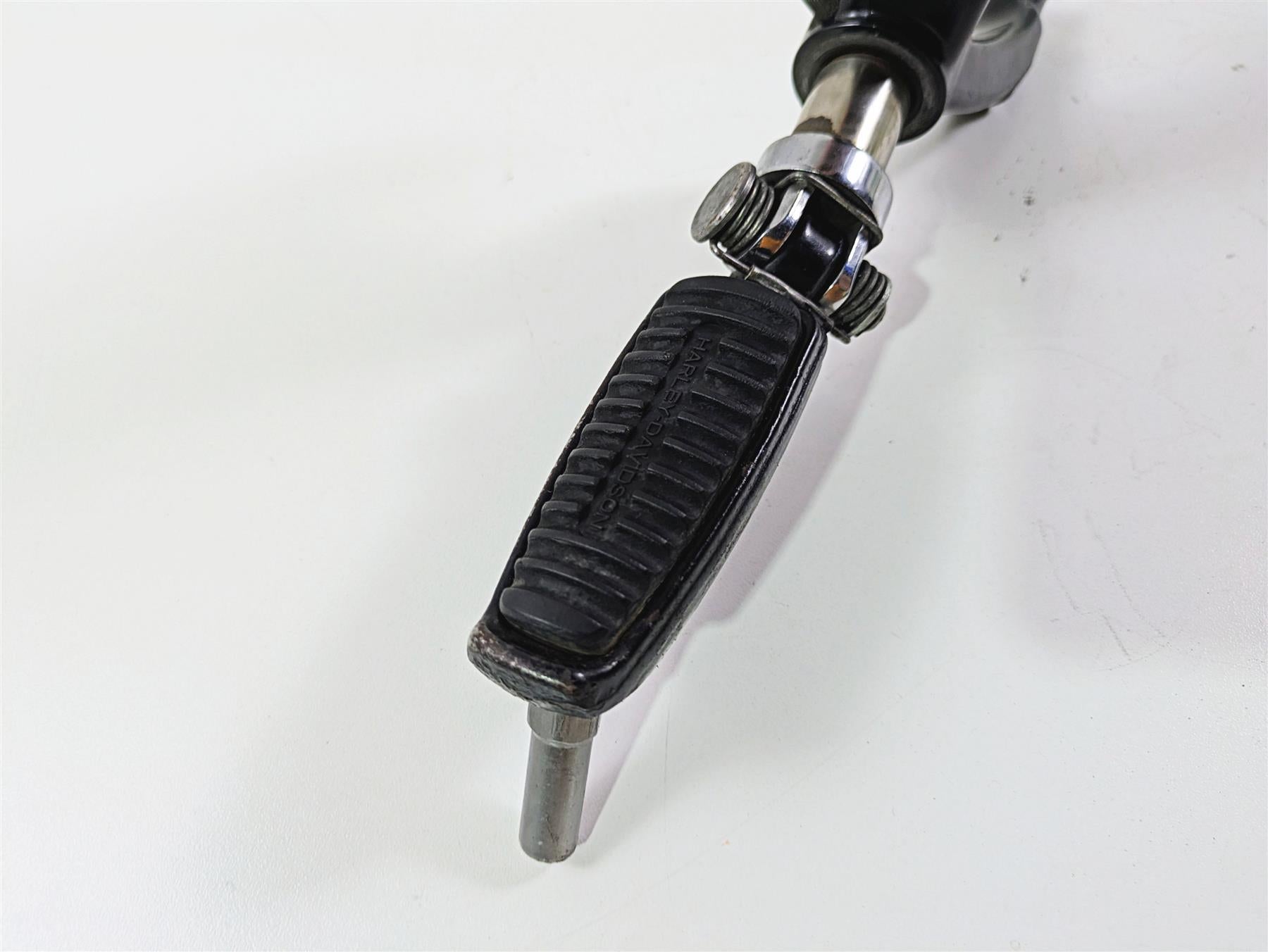 2009 Harley XR1200 Sportster Left Footpeg Foot Peg & Mount 51044-08 {{ shop.shopifyCountryName }} - Mototech271