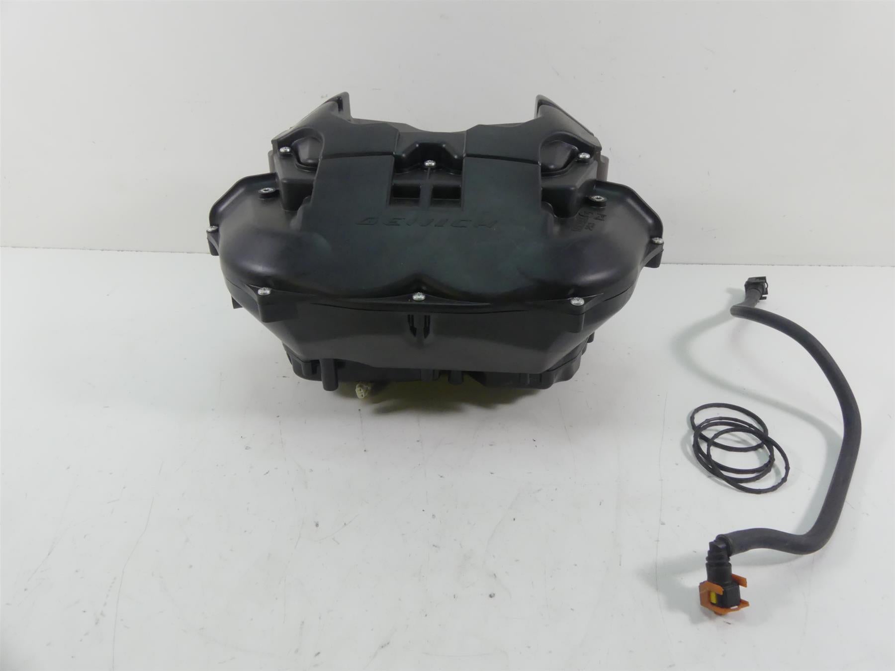 2013 Yamaha VMX17 V-Max 1700 Air Box Filter Cleaner Breather Set 2S3-14411-00-00 {{ shop.shopifyCountryName }} - Mototech271