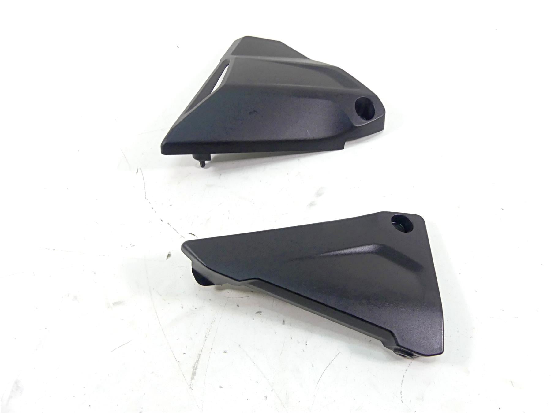2016 BMW R1200GS Adv K51 Battery Side Infill Cover Set 46638523155 46638523156 {{ shop.shopifyCountryName }} - Mototech271