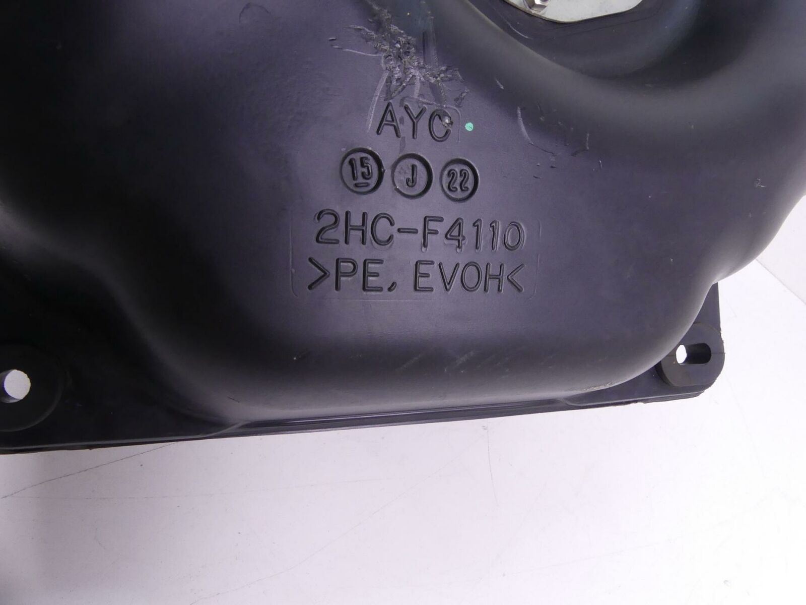 2016 Yamaha YXZ1000R EPS Fuel Gas Petrol Tank Reservoir 2HC-F4110-00-00 {{ shop.shopifyCountryName }} - Mototech271
