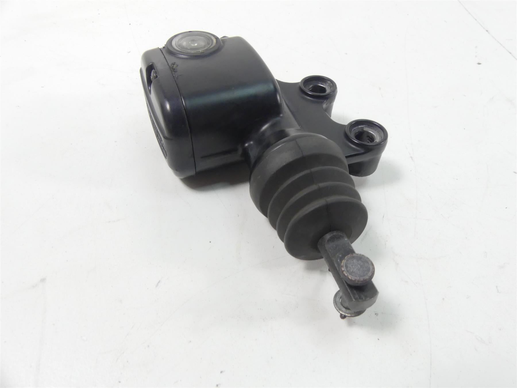 2016 Harley Touring FLTRX Road Glide Rear Brembo Brake Master Cylinder 41700028 {{ shop.shopifyCountryName }} - Mototech271