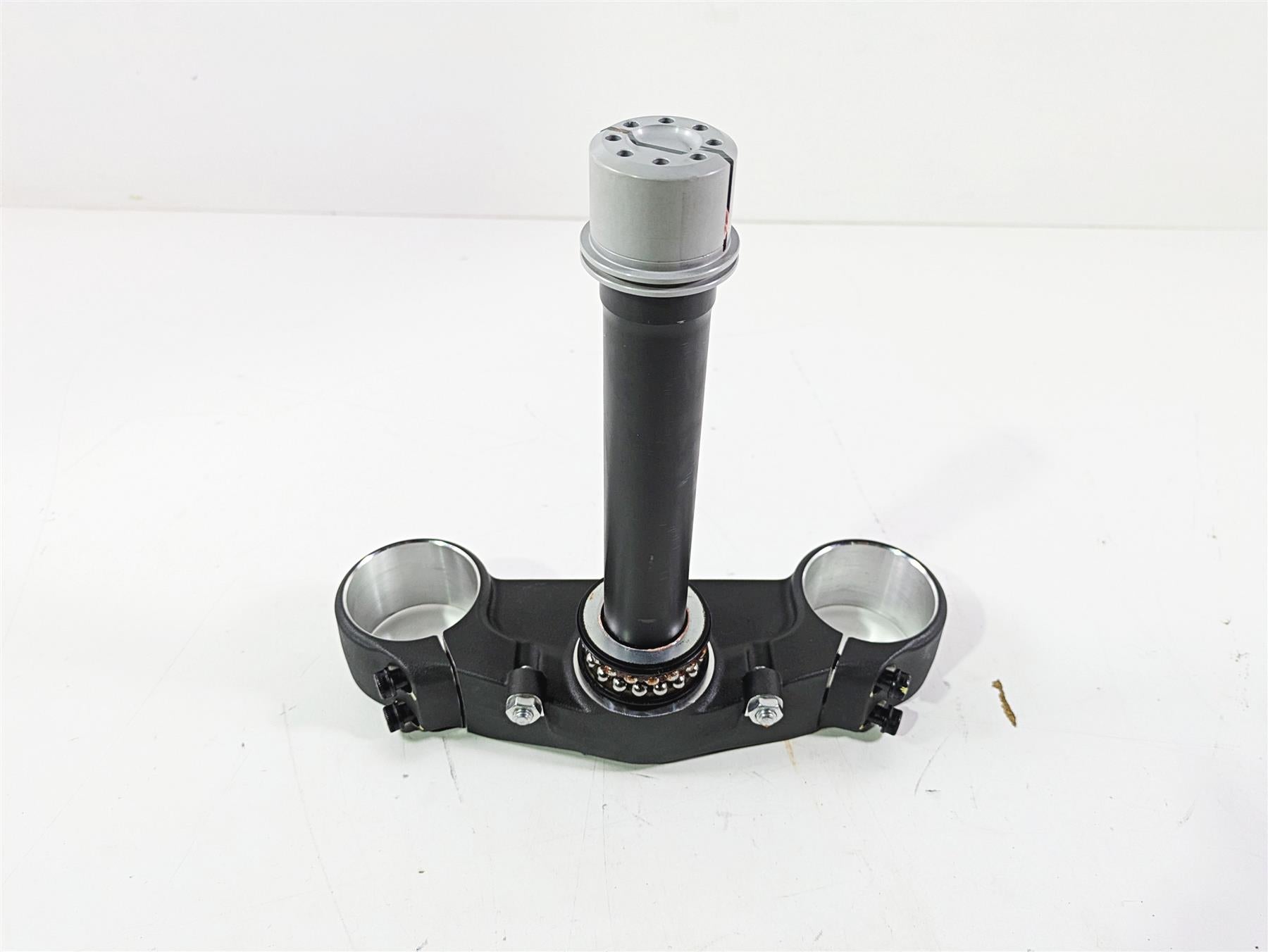 2023 Ducati Monster 937 SP Lower Triple Tree Steering Clamp 342P1241AA {{ shop.shopifyCountryName }} - Mototech271