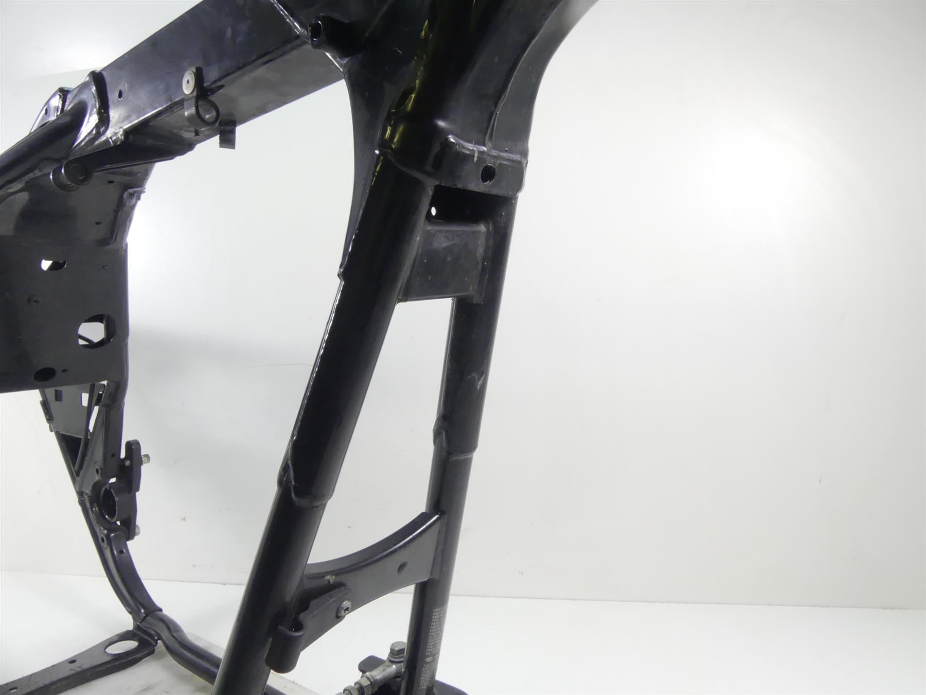 2004 Harley FLHTC SE CVO Electra Glide Straght Main Frame Chassis Slvg 47900-02 {{ shop.shopifyCountryName }} - Mototech271