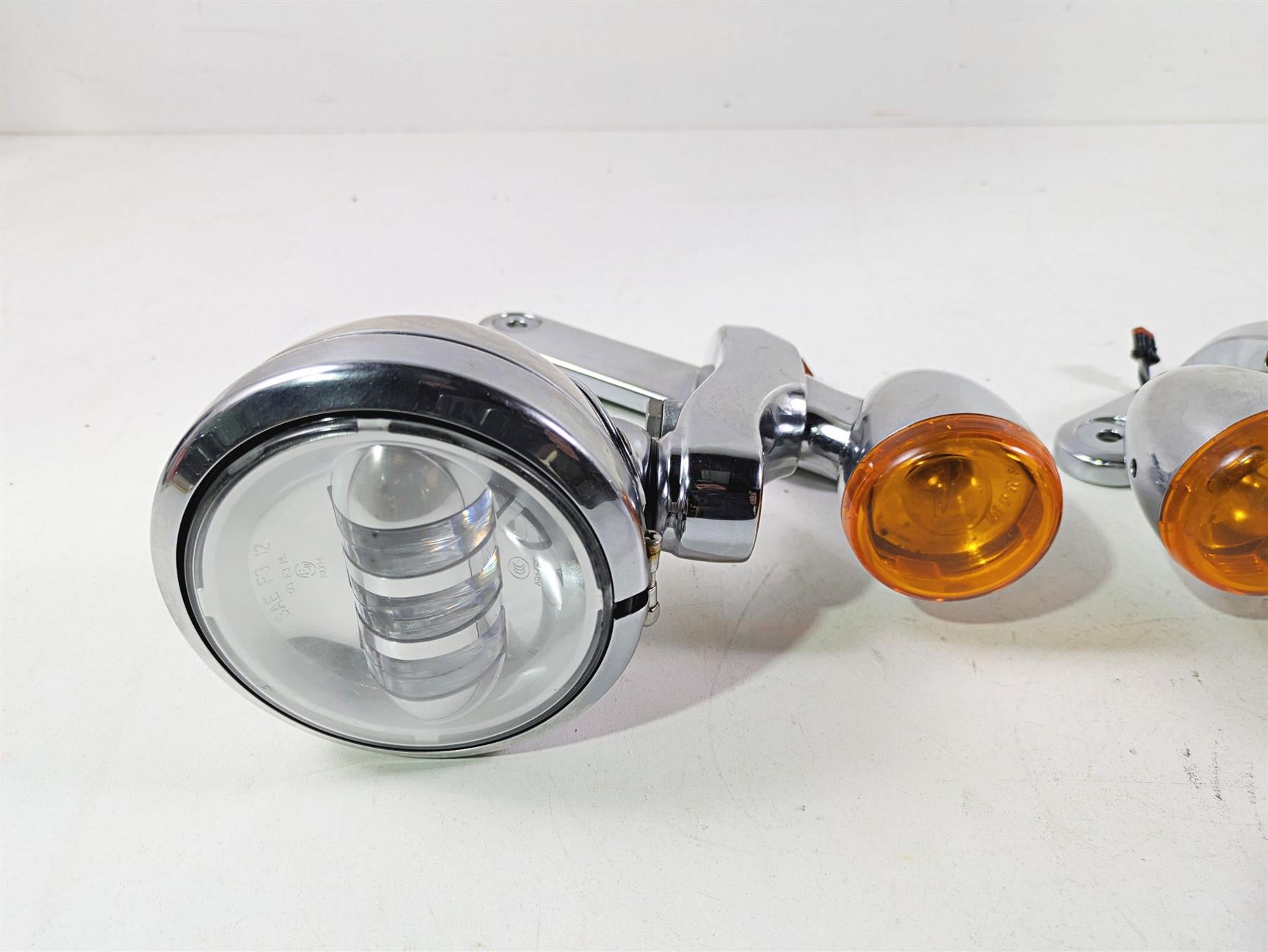 2015 Harley Touring FLHTKL Electra Glide Front Spot Light Blinker Set 68000021 {{ shop.shopifyCountryName }} - Mototech271