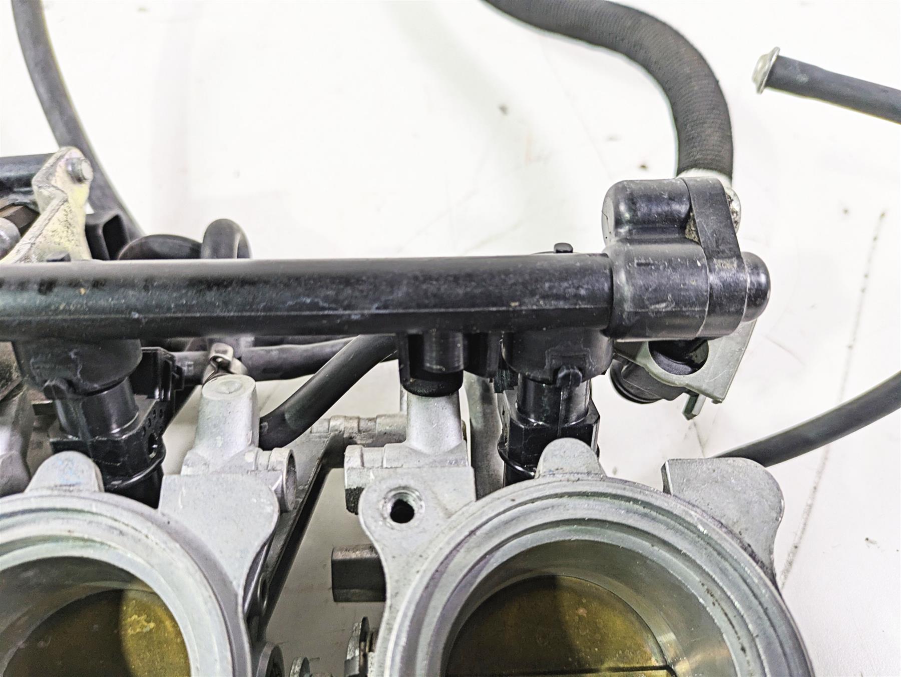 2012 Triumph Daytona 675 Keihin Throttle Body Bodies Fuel Injection T1240478 {{ shop.shopifyCountryName }} - Mototech271