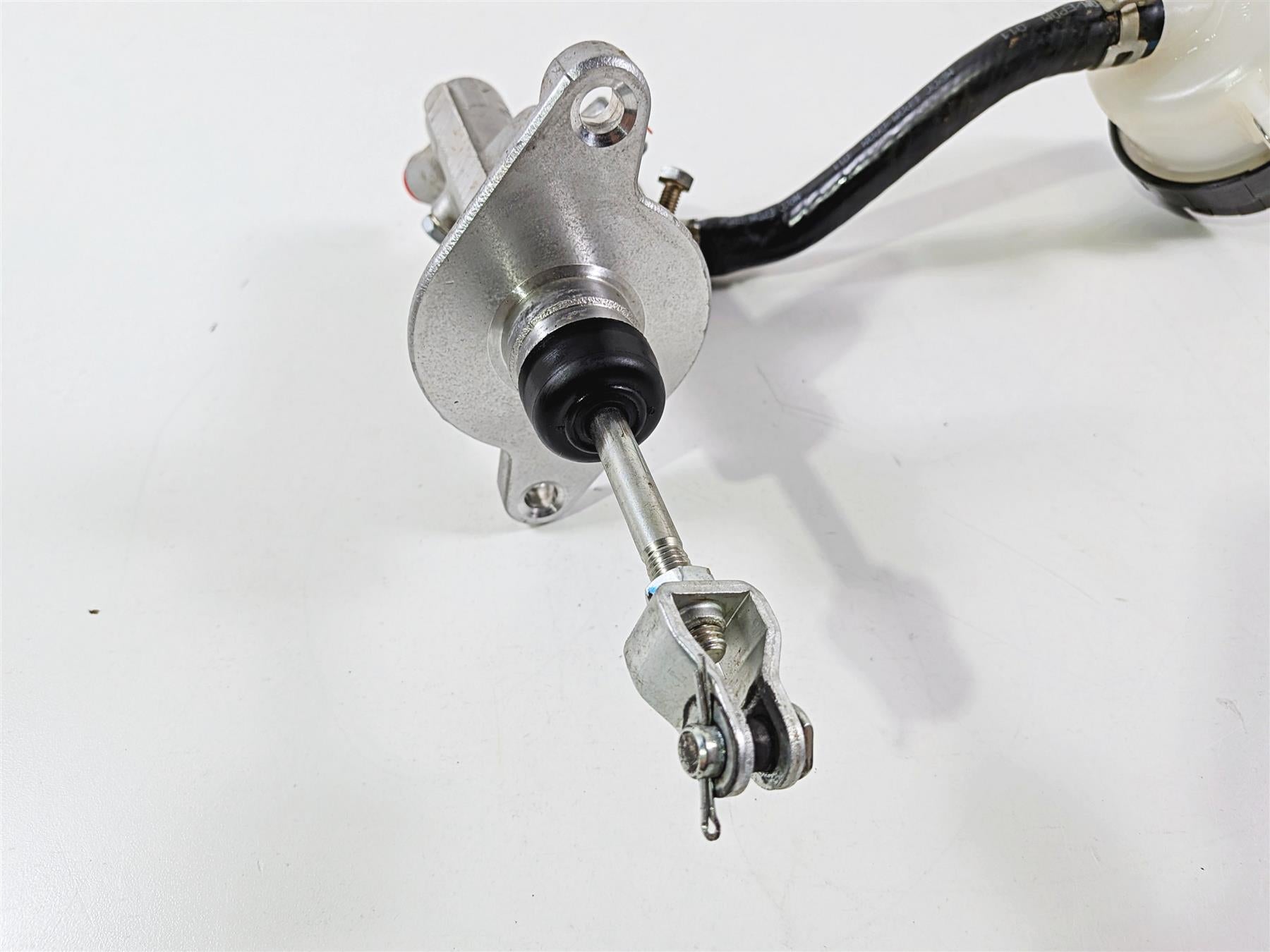 2021 Yamaha YXZ1000R EPS SS SE Nissin 3/4 Main Master Cylinder B5H-2583T-00-00 {{ shop.shopifyCountryName }} - Mototech271
