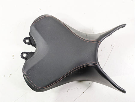 2019 Triumph Speed Triple RS 1050 Front Seat Saddle Comfort READ T2307334 {{ shop.shopifyCountryName }} - Mototech271