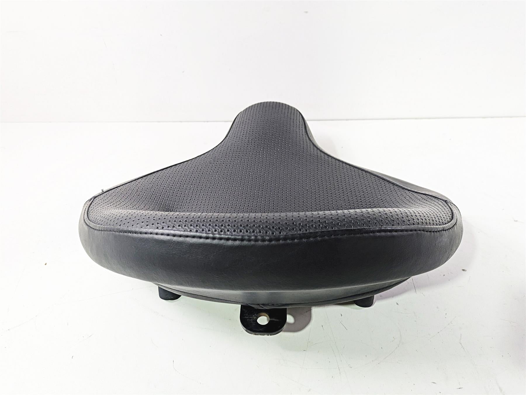 2008 Harley Touring FLHTP Electra Glide Seat Saddle + Air Spring 52242-83E {{ shop.shopifyCountryName }} - Mototech271