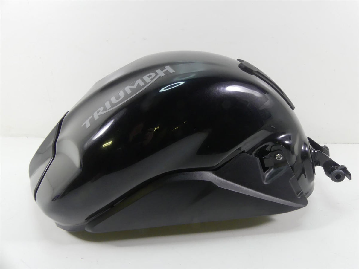 2015 Triumph 1050 Speed Triple R Phantom Black Fuel Tank & Cover T2405211 {{ shop.shopifyCountryName }} - Mototech271