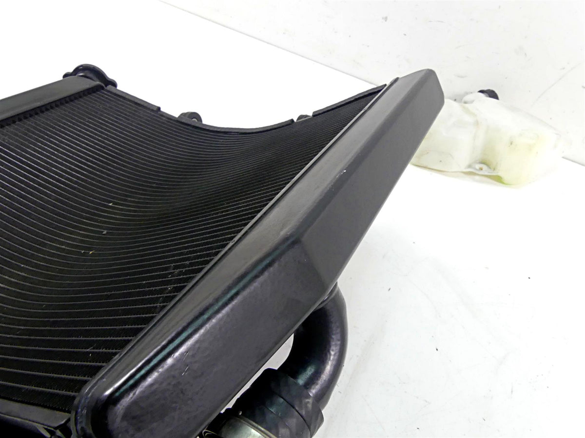 2010 Kawasaki ZX1400 ZX14 R Ninja Radiator Fan Reservoir Hoses Set 39061-0080 {{ shop.shopifyCountryName }} - Mototech271