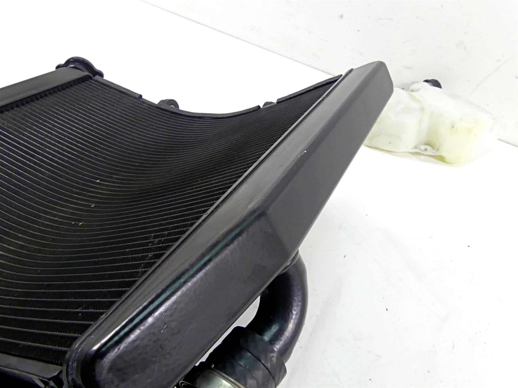 2010 Kawasaki ZX1400 ZX14 R Ninja Radiator Fan Reservoir Hoses Set 39061-0080 {{ shop.shopifyCountryName }} - Mototech271