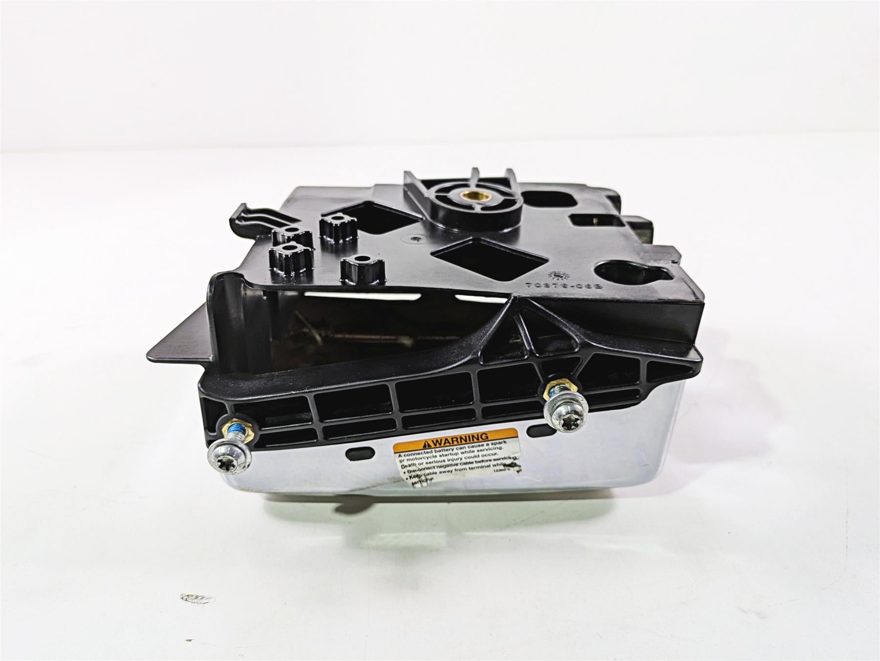 2014 Harley FXDL Dyna Low Rider Battery Tray & Chrome Cover 61300151 70379-06B {{ shop.shopifyCountryName }} - Mototech271