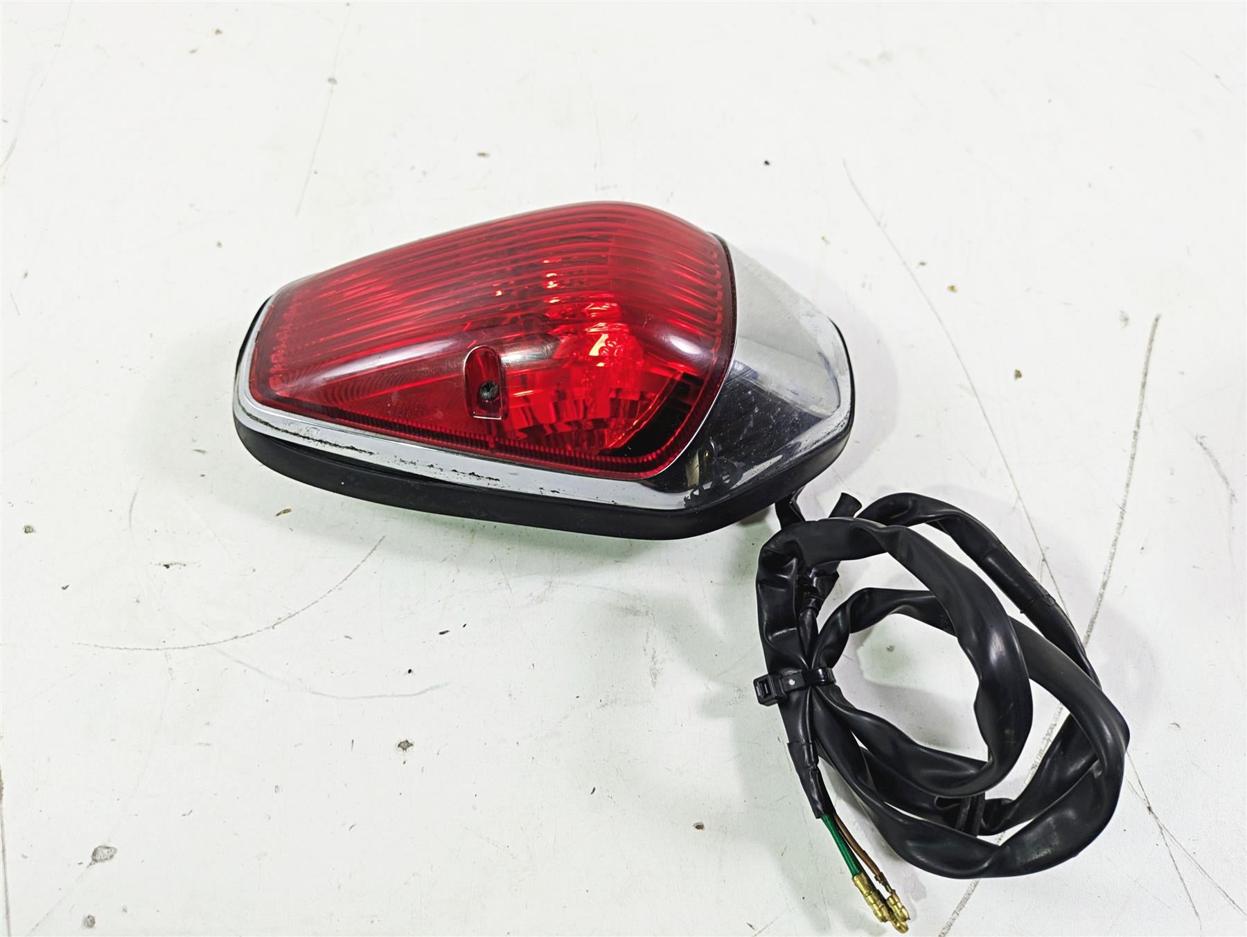 2002 Honda V-Twin VTX1800 C Taillight Tail Light Lamp 33701-MCH-672 {{ shop.shopifyCountryName }} - Mototech271