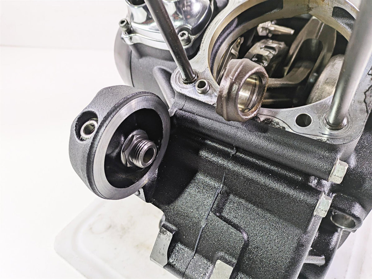 2019 Harley Softail FXDR 114 Milwaukee 8 Crank Case Shaft Cases Set 16200459 {{ shop.shopifyCountryName }} - Mototech271