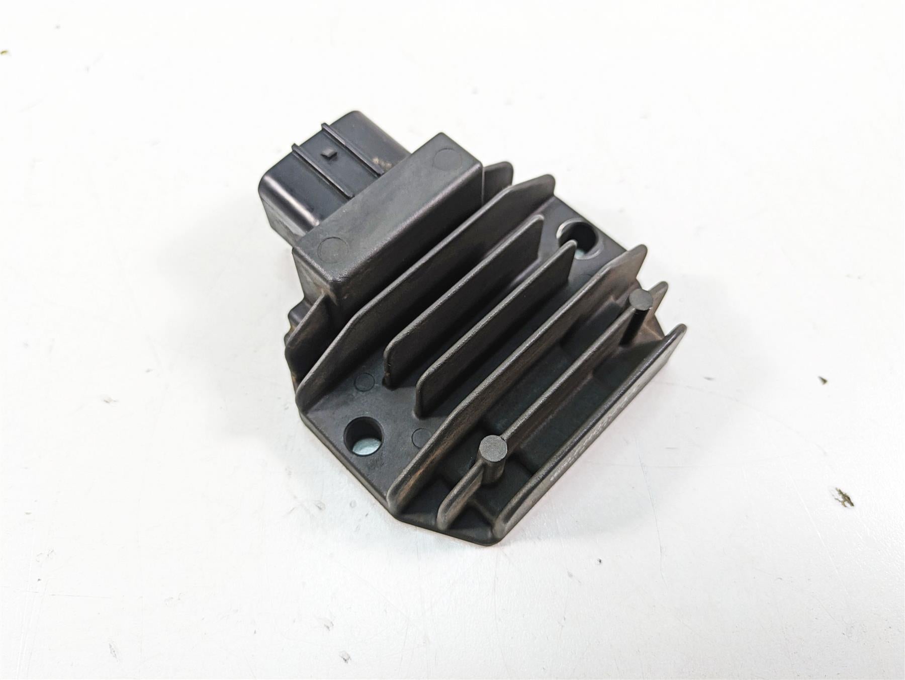 2020 KTM 1290 Super Adventure R Rectifier Voltage Regulator FH022AA 60311034000 {{ shop.shopifyCountryName }} - Mototech271